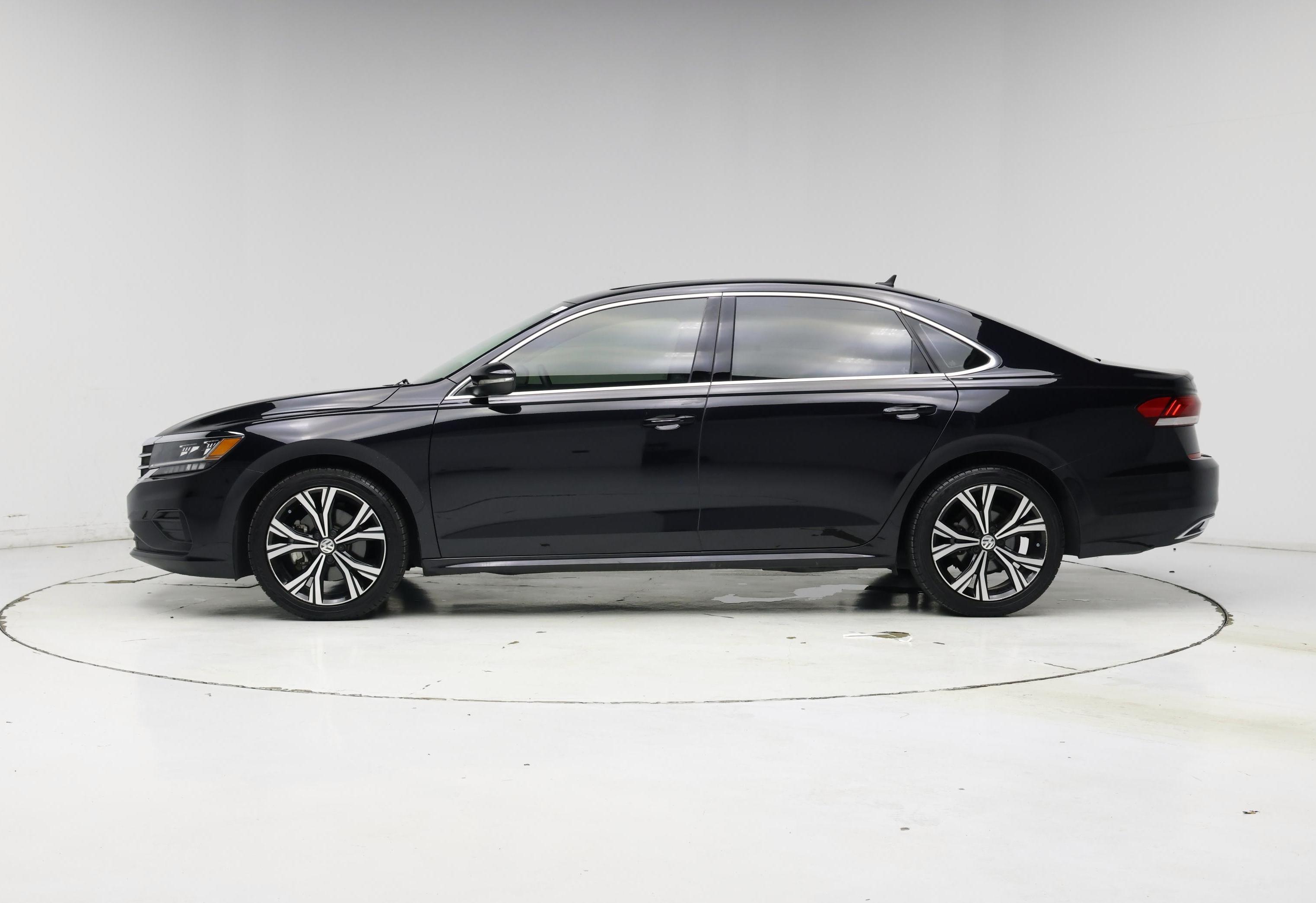 Thumbnail: 2021 Volkswagen Passat - 3