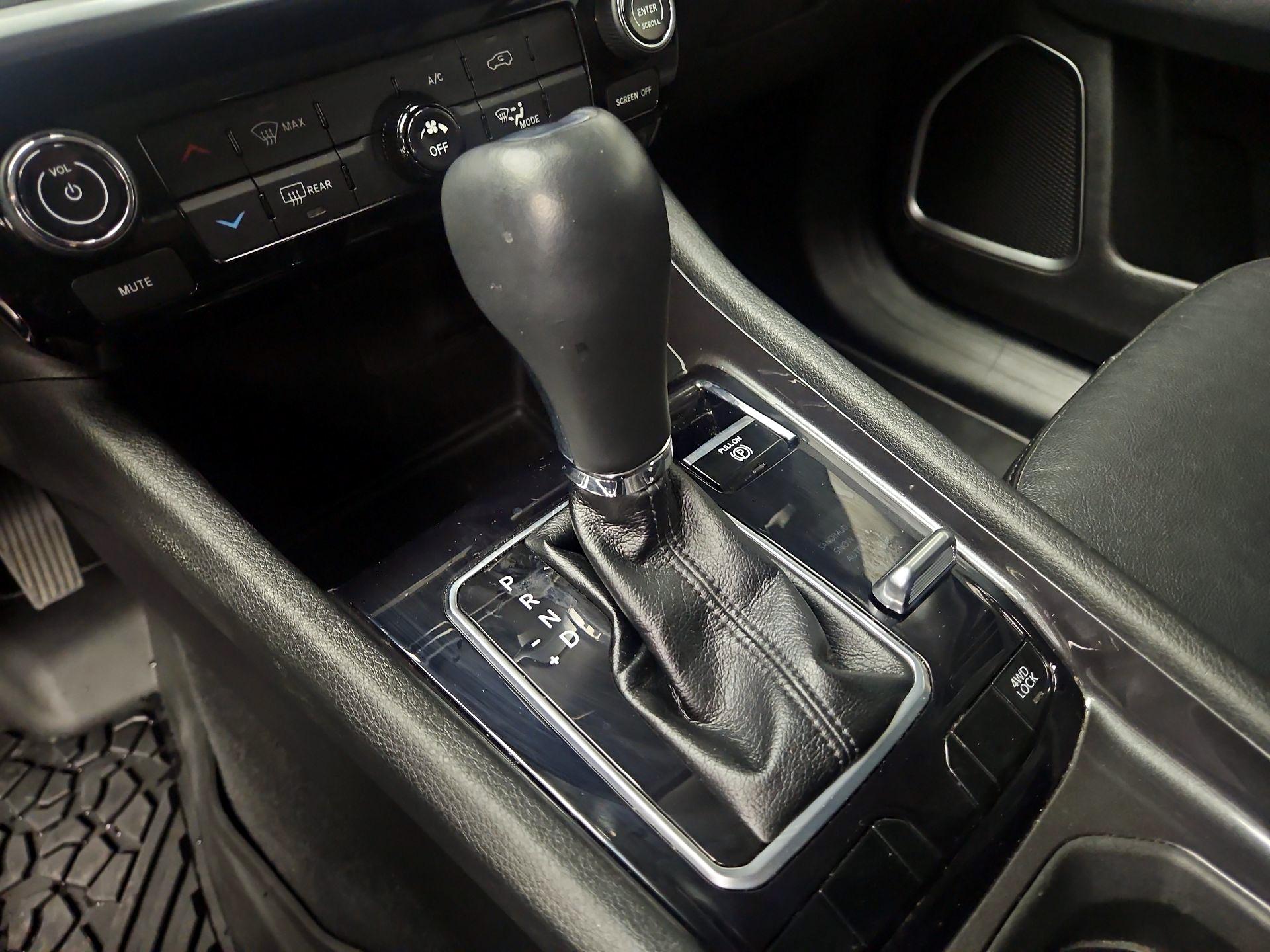 Thumbnail: 2022 Jeep Compass - 17