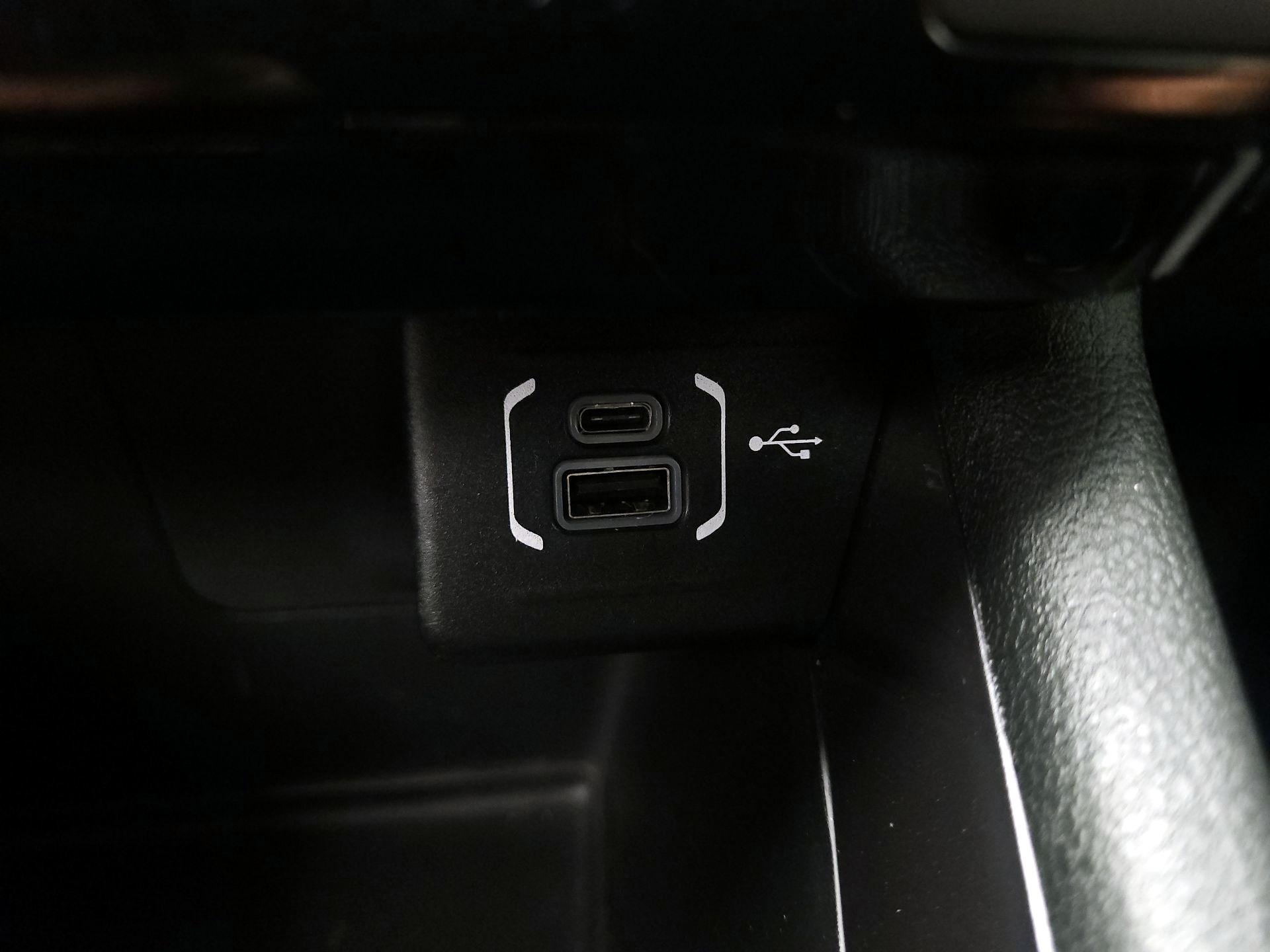 Thumbnail: 2022 Jeep Compass - 18