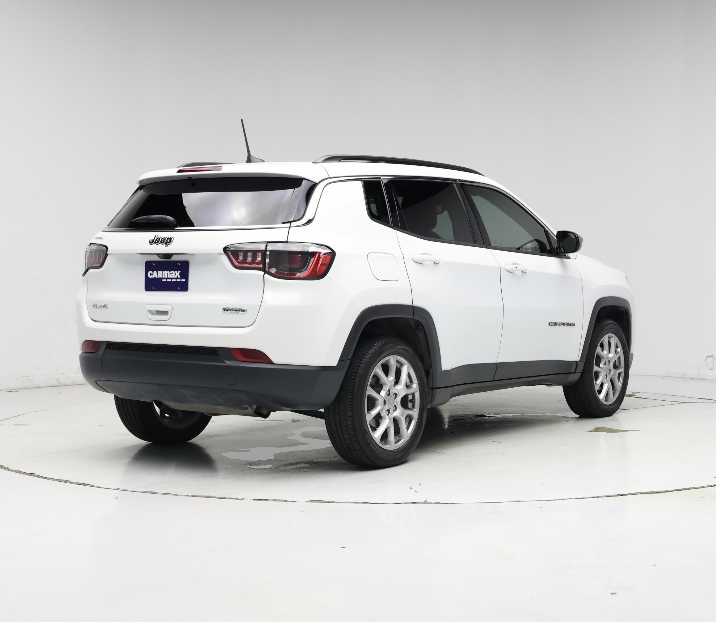 Thumbnail: 2022 Jeep Compass - 8