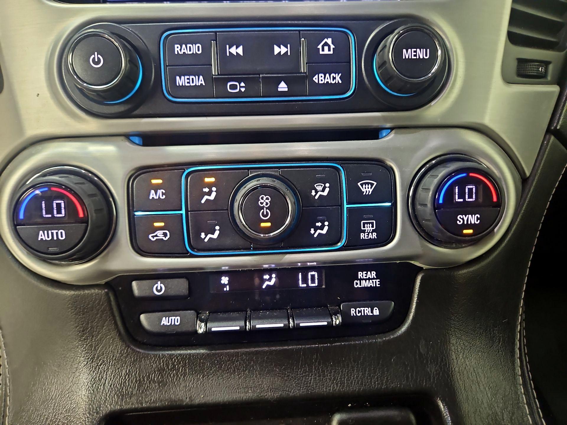 Thumbnail: 2017 GMC Yukon XL - 17
