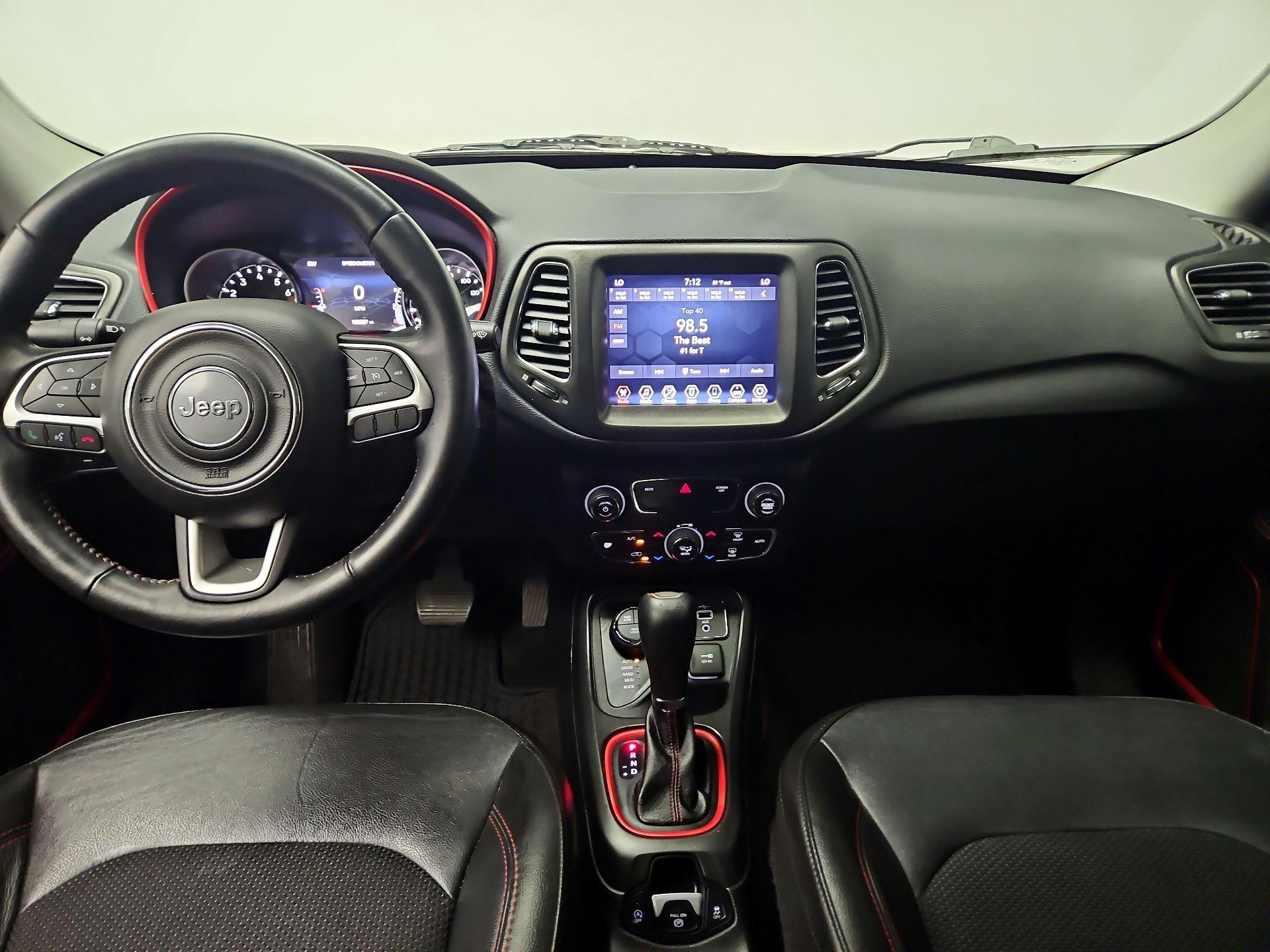 Thumbnail: 2019 Jeep Compass - 9