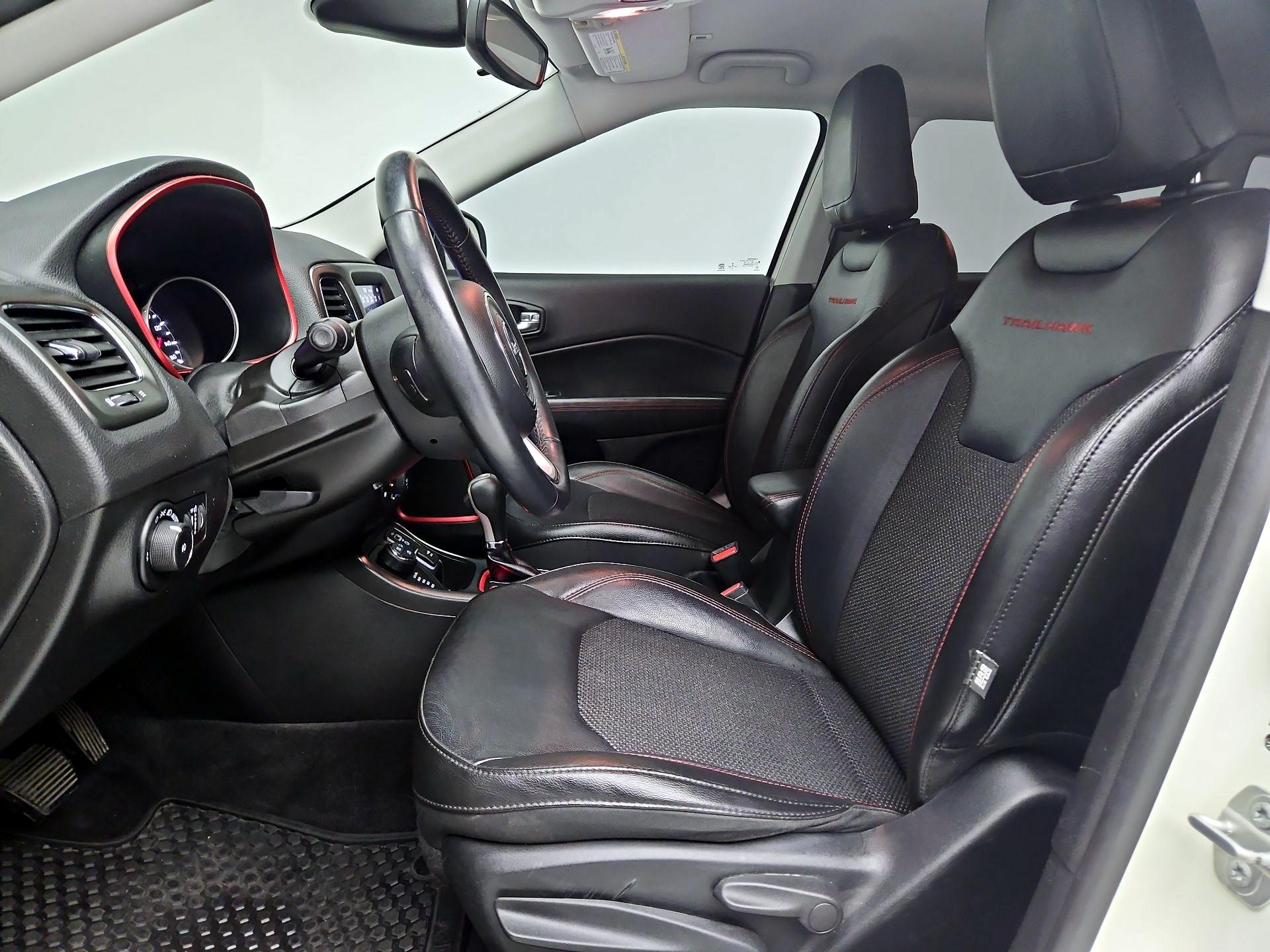Thumbnail: 2019 Jeep Compass - 11