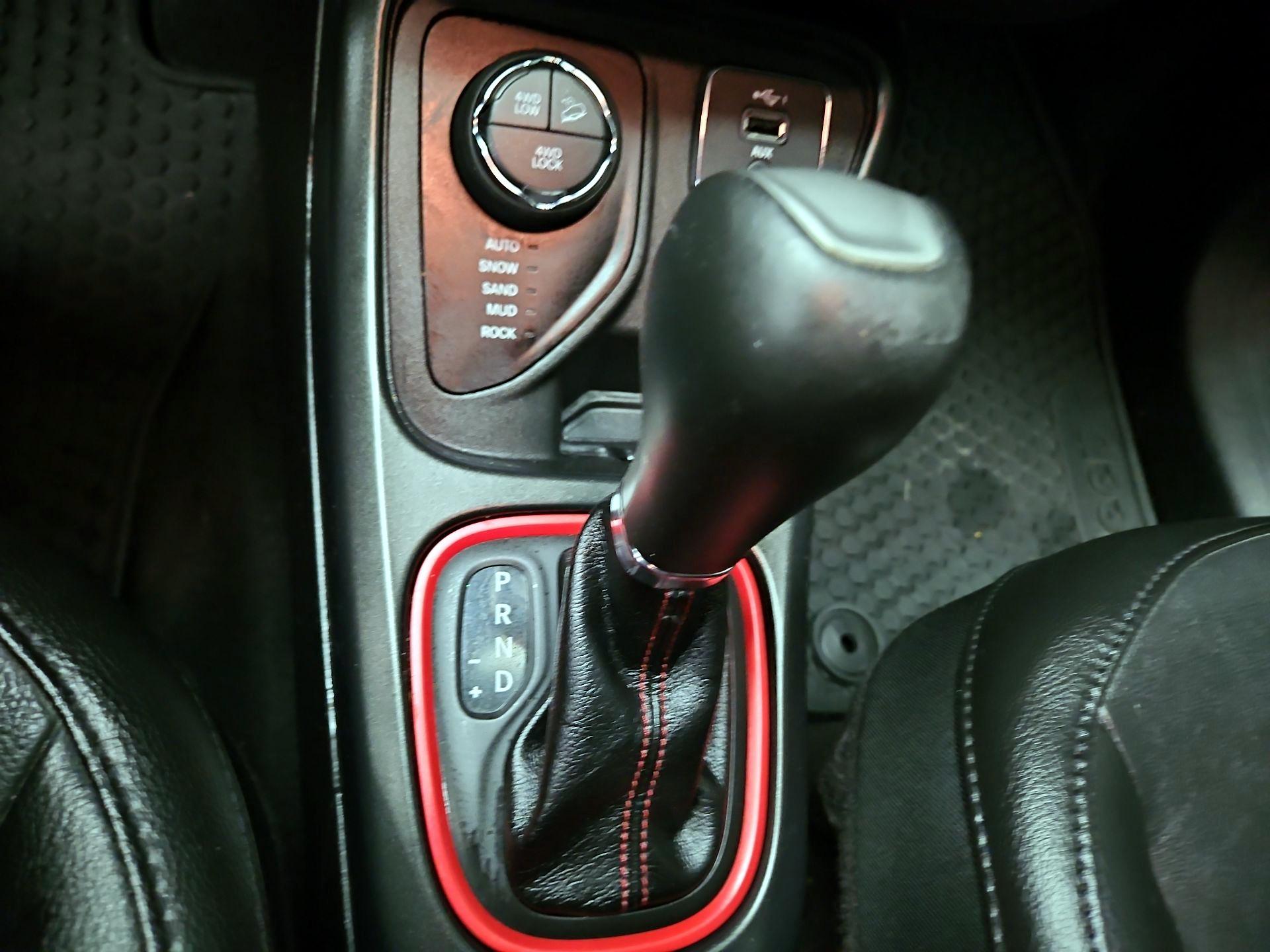 Thumbnail: 2019 Jeep Compass - 17