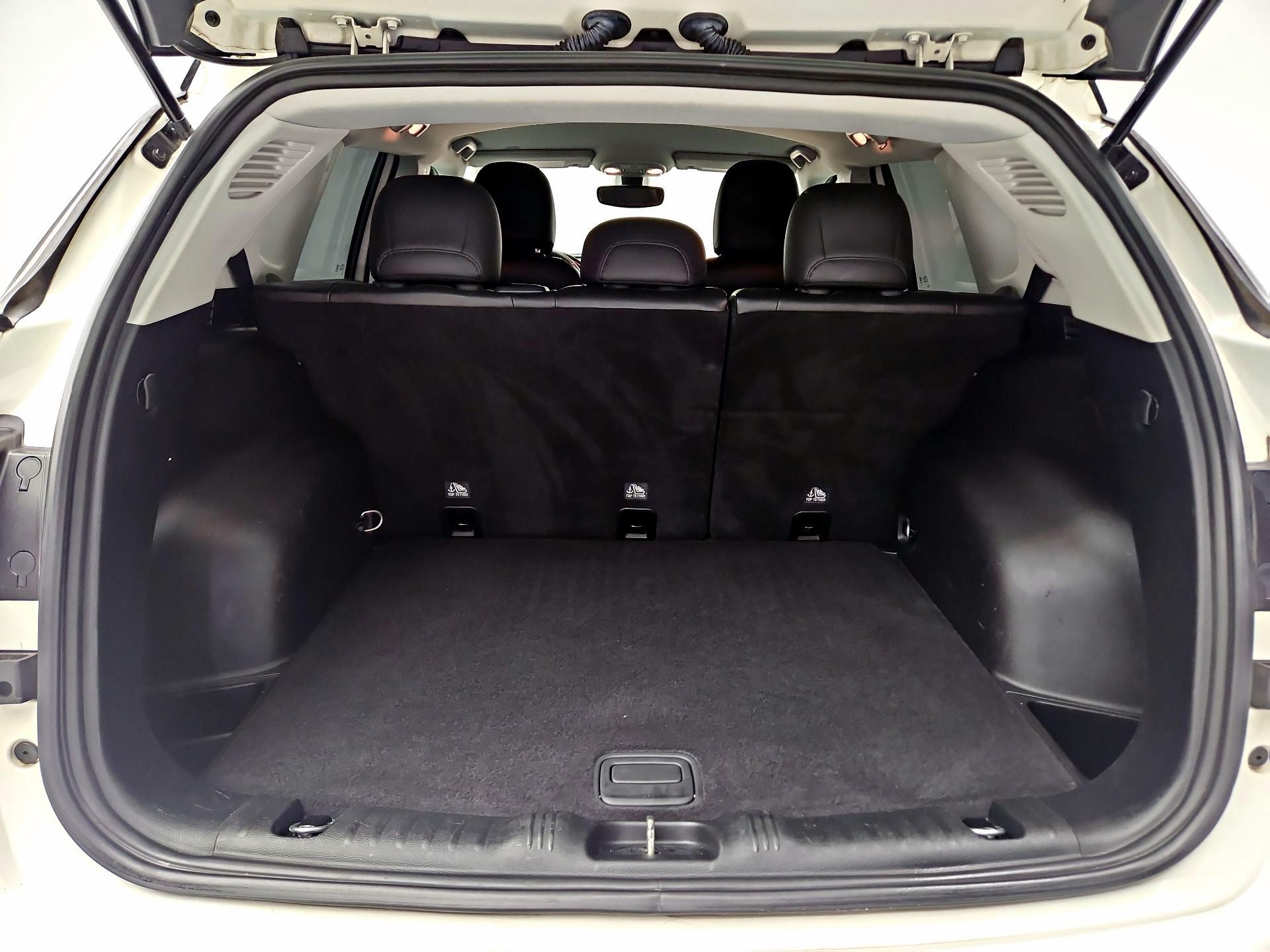 Thumbnail: 2019 Jeep Compass - 20