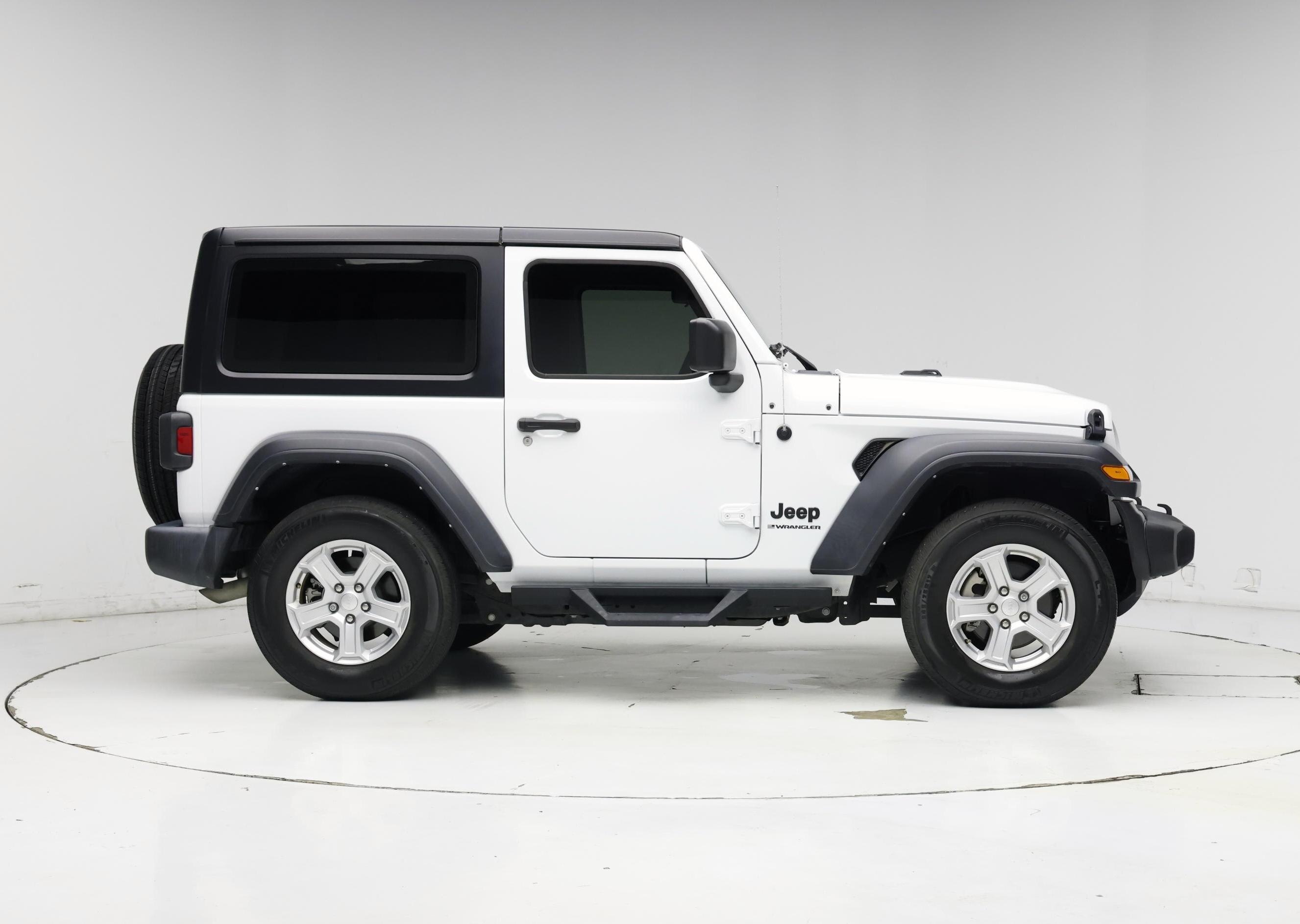 Thumbnail: 2023 Jeep Wrangler - 7