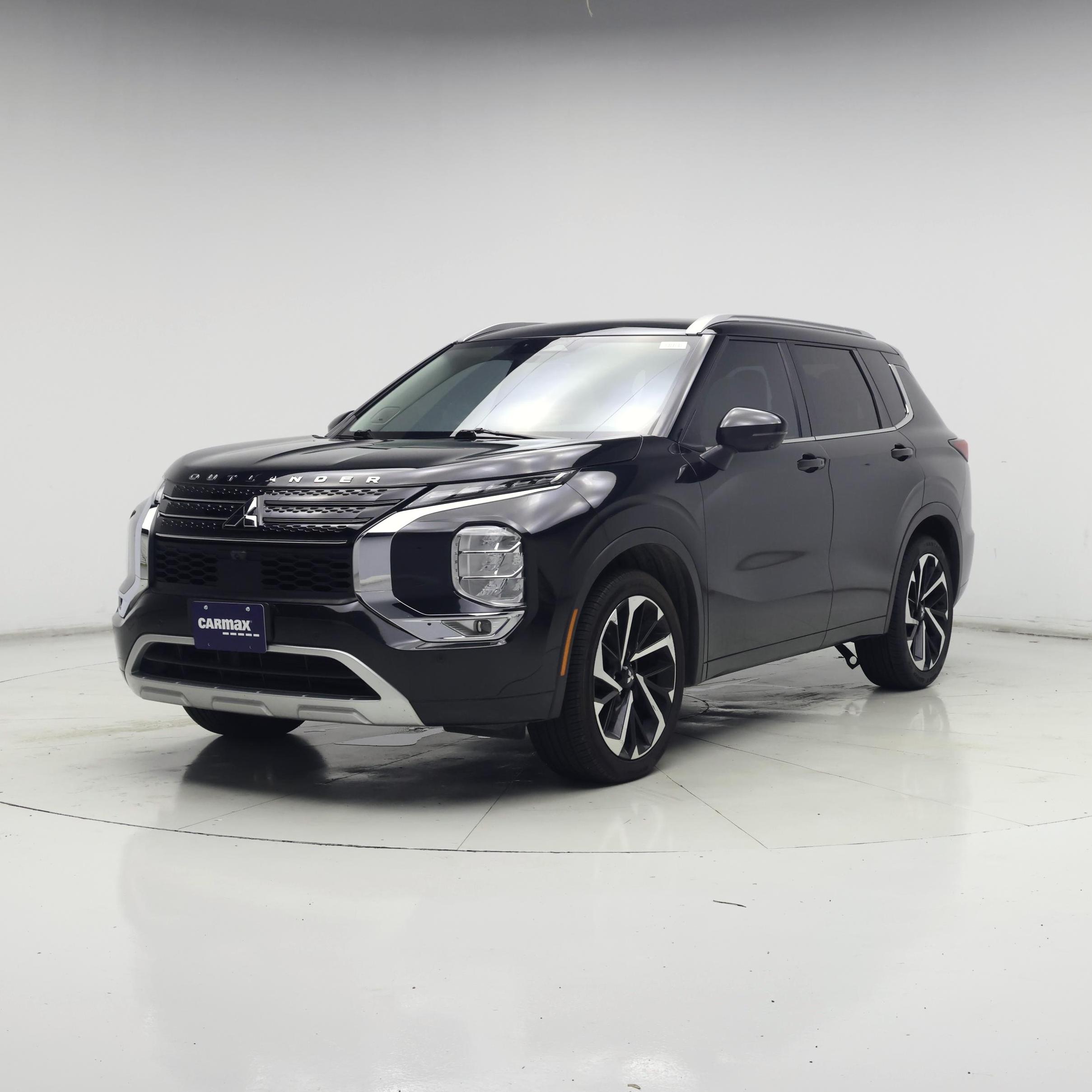 Thumbnail: 2024 Mitsubishi Outlander - 4