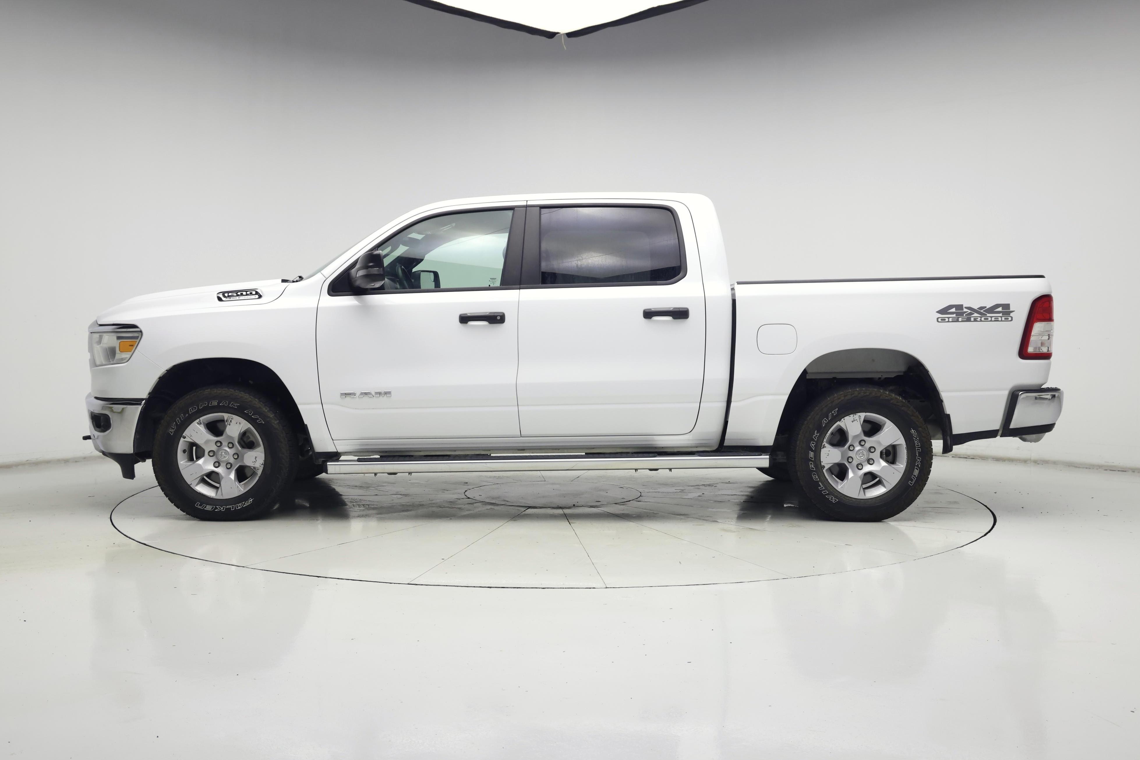 Thumbnail: 2024 RAM 1500 - 3