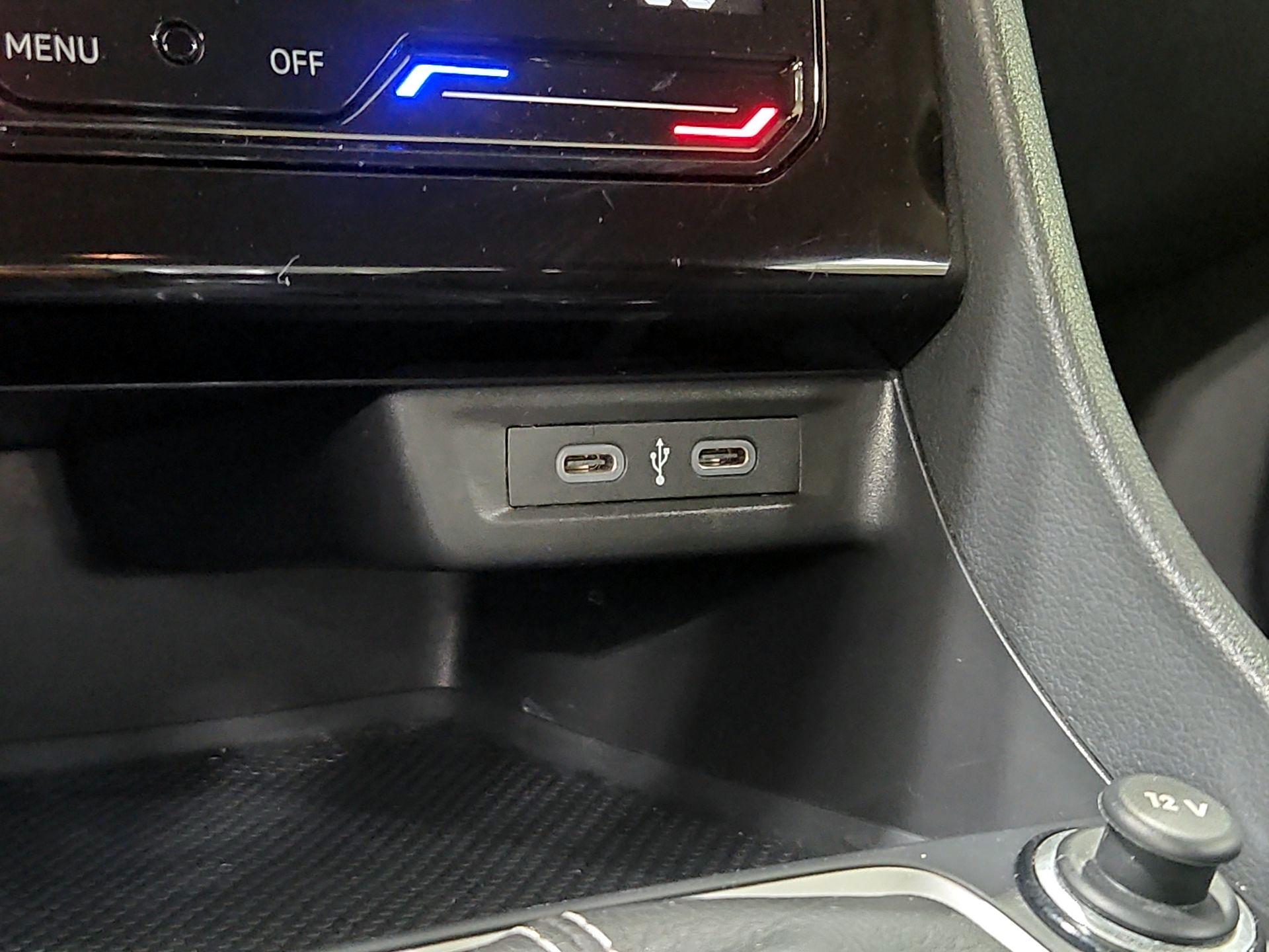 Thumbnail: 2025 Volkswagen Jetta - 18