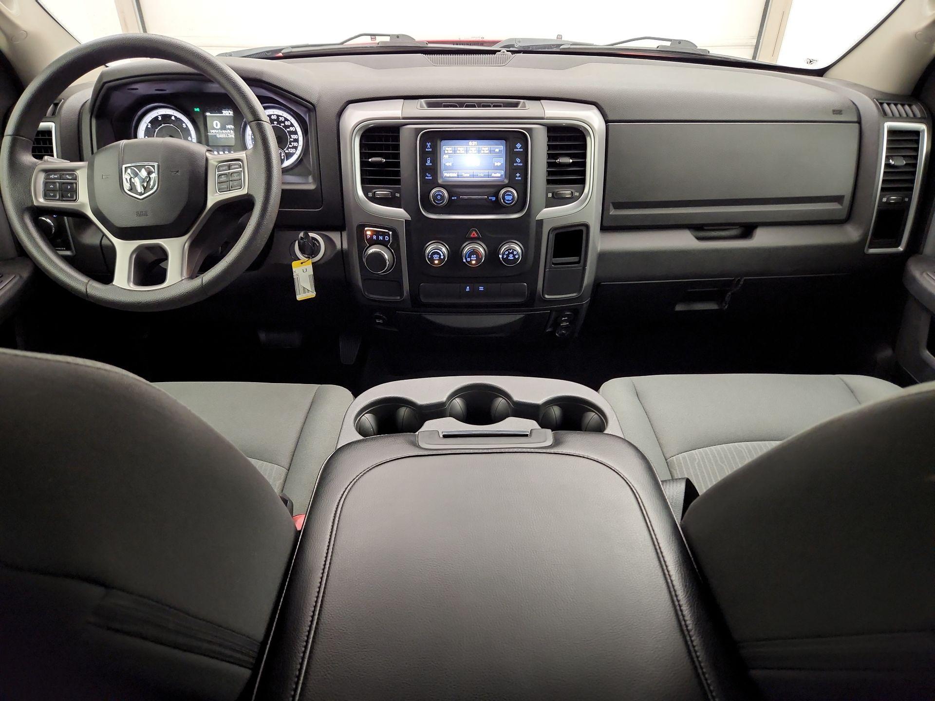 Thumbnail: 2022 RAM 1500 Classic - 9
