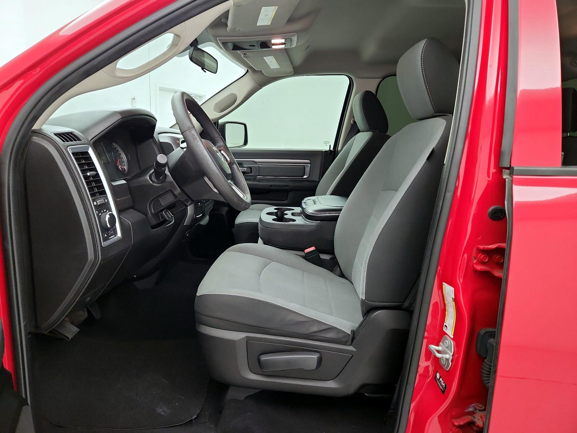 Thumbnail: 2022 RAM 1500 Classic - 11