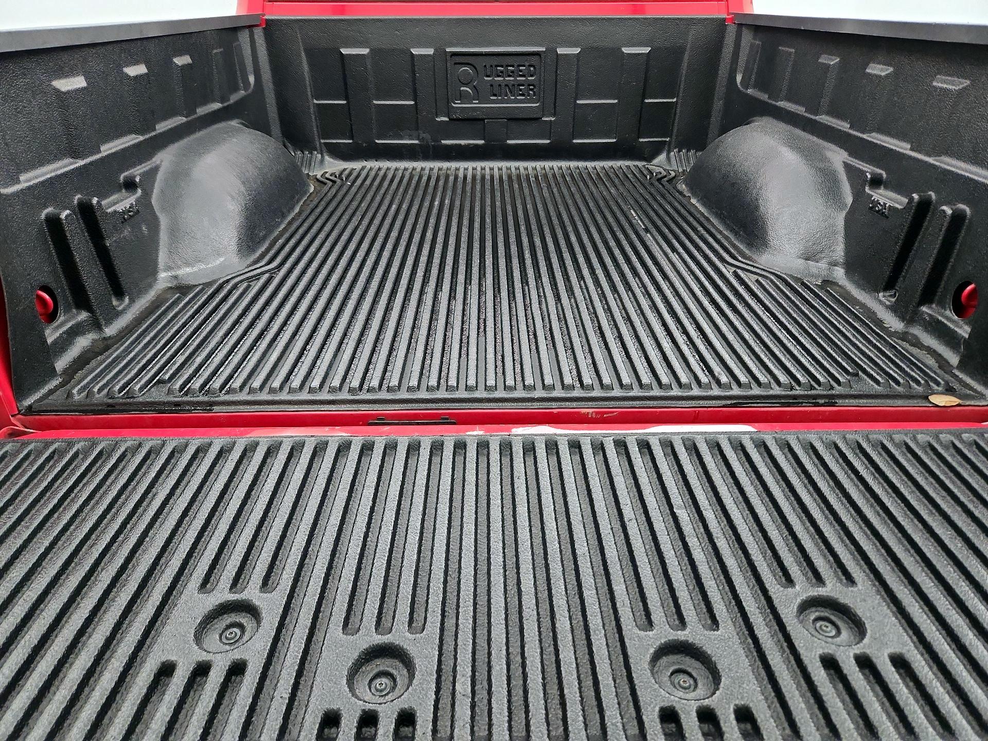 Thumbnail: 2022 RAM 1500 Classic - 20