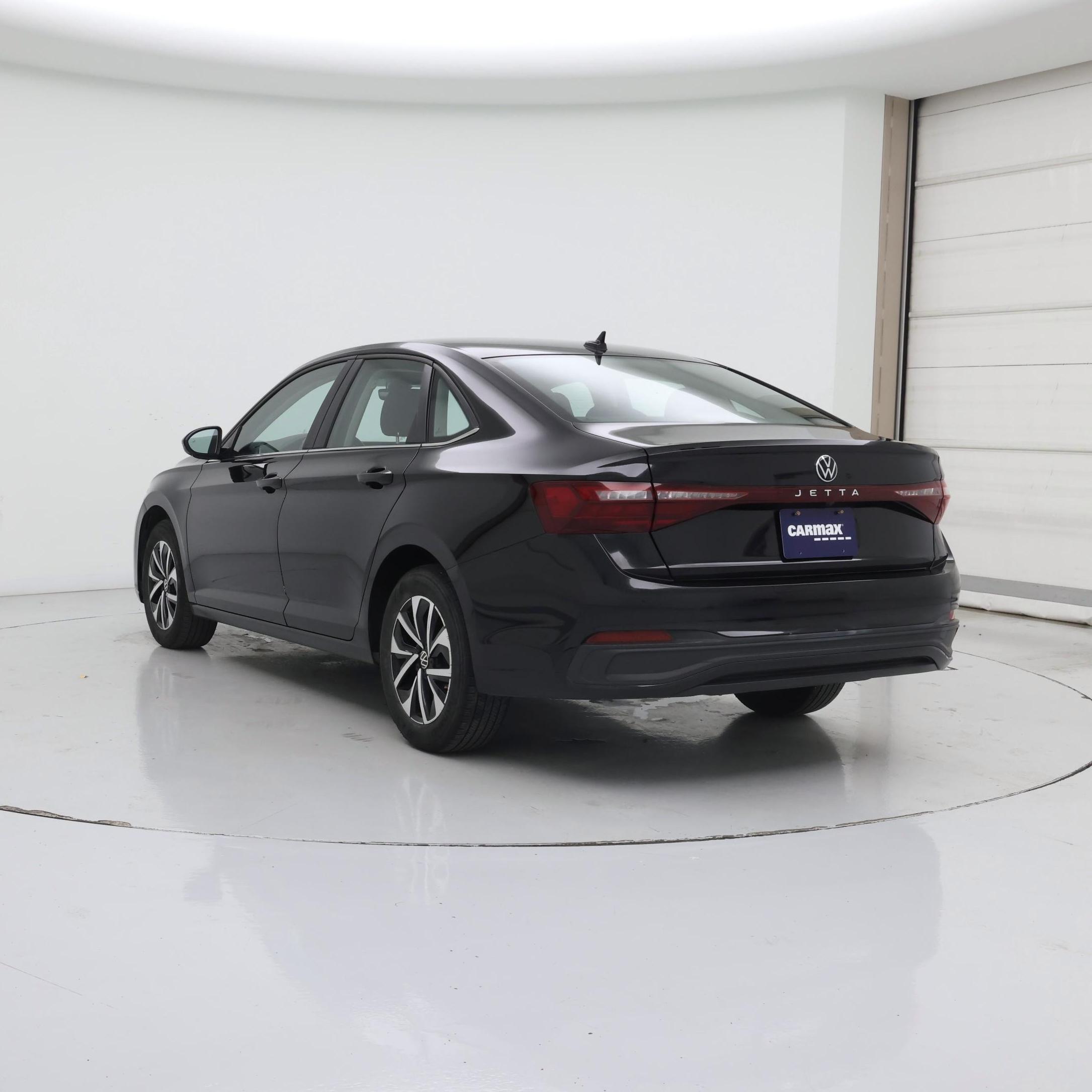 Thumbnail: 2025 Volkswagen Jetta - 2