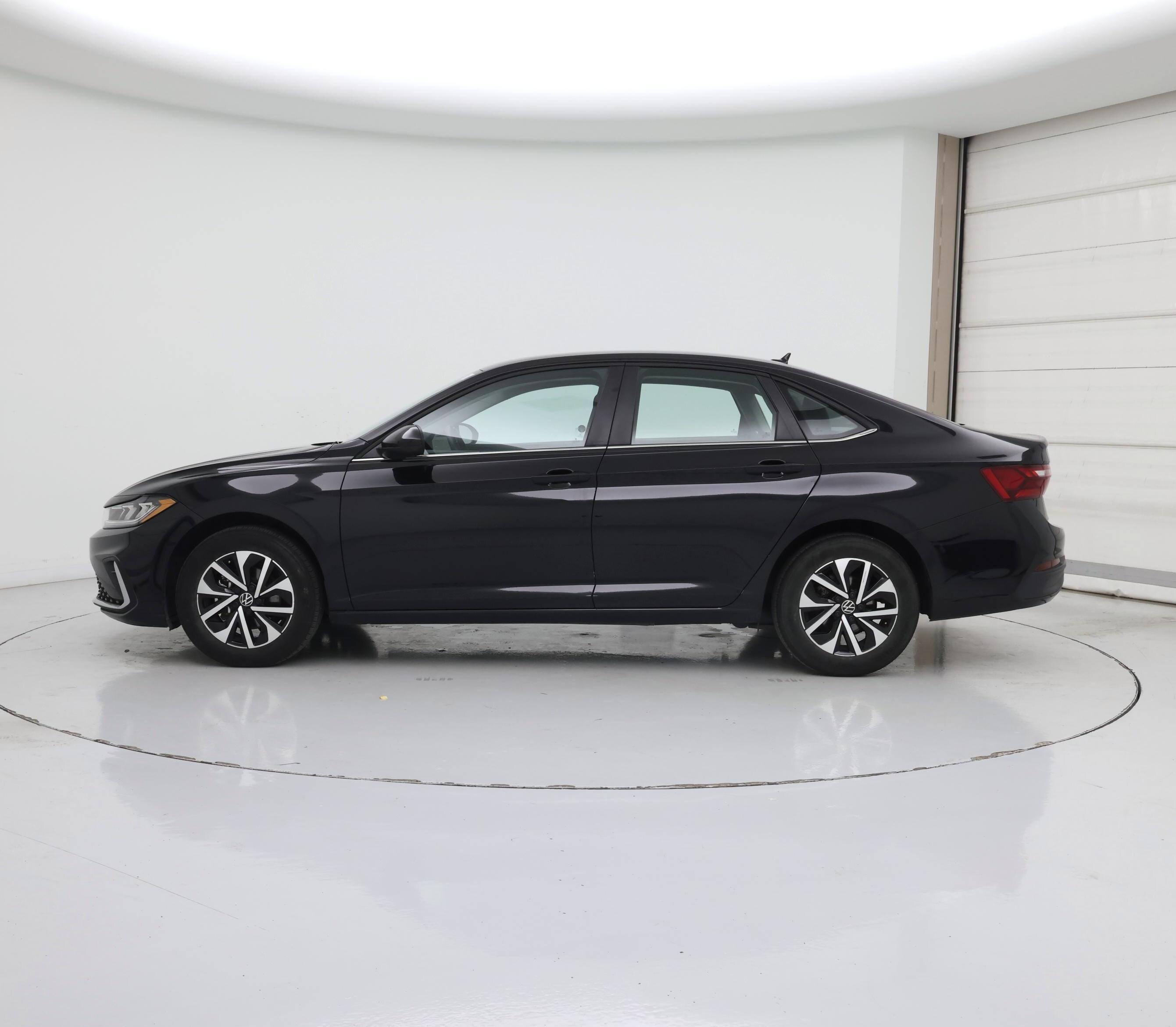 Thumbnail: 2025 Volkswagen Jetta - 3