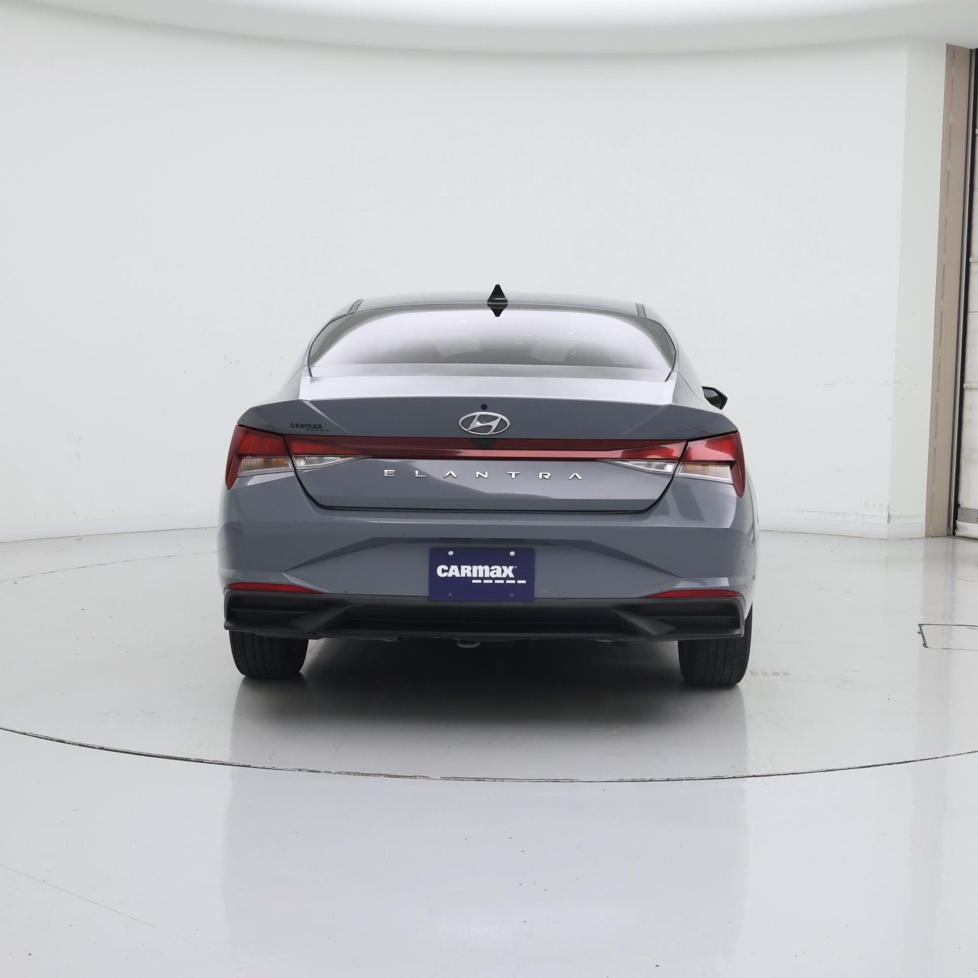 Thumbnail: 2022 Hyundai Elantra - 6