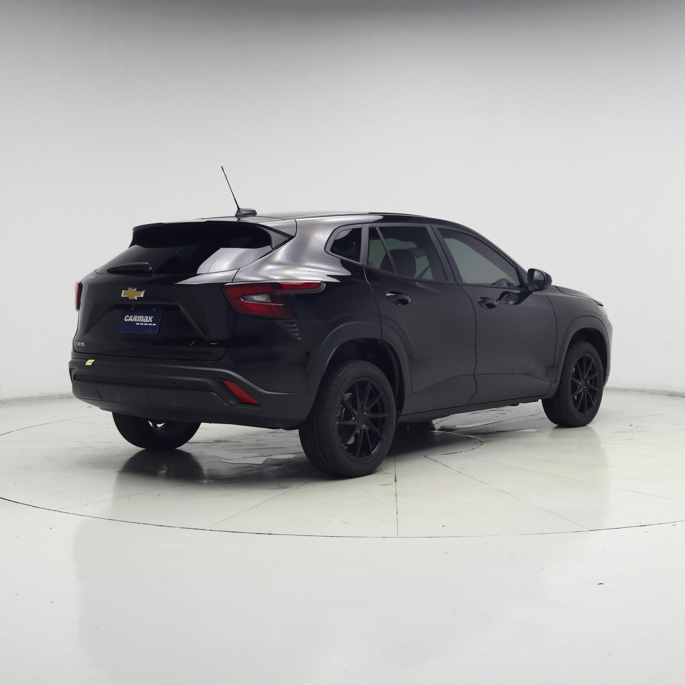 Thumbnail: 2024 Chevrolet Trax - 8