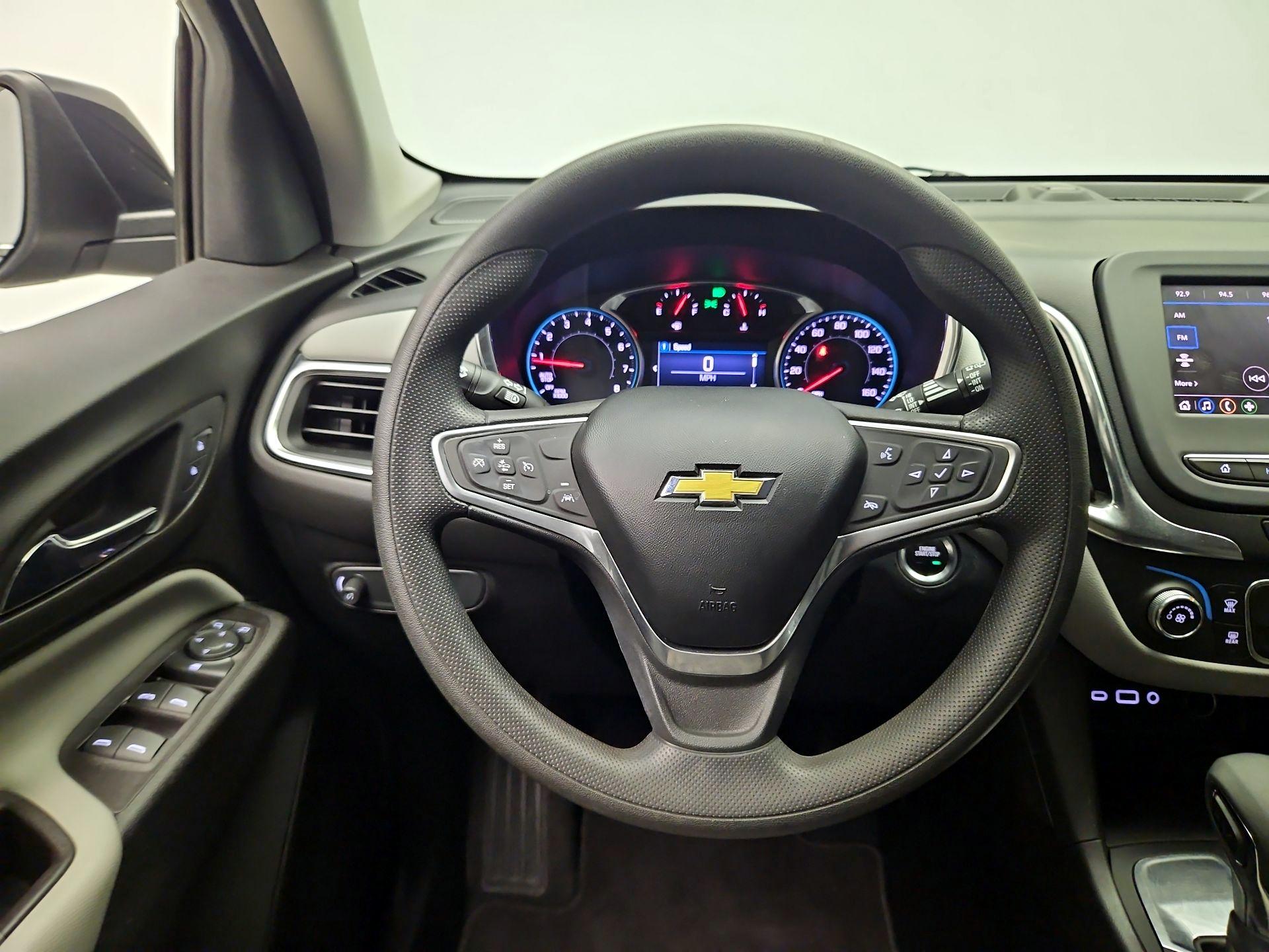 Thumbnail: 2022 Chevrolet Equinox - 10