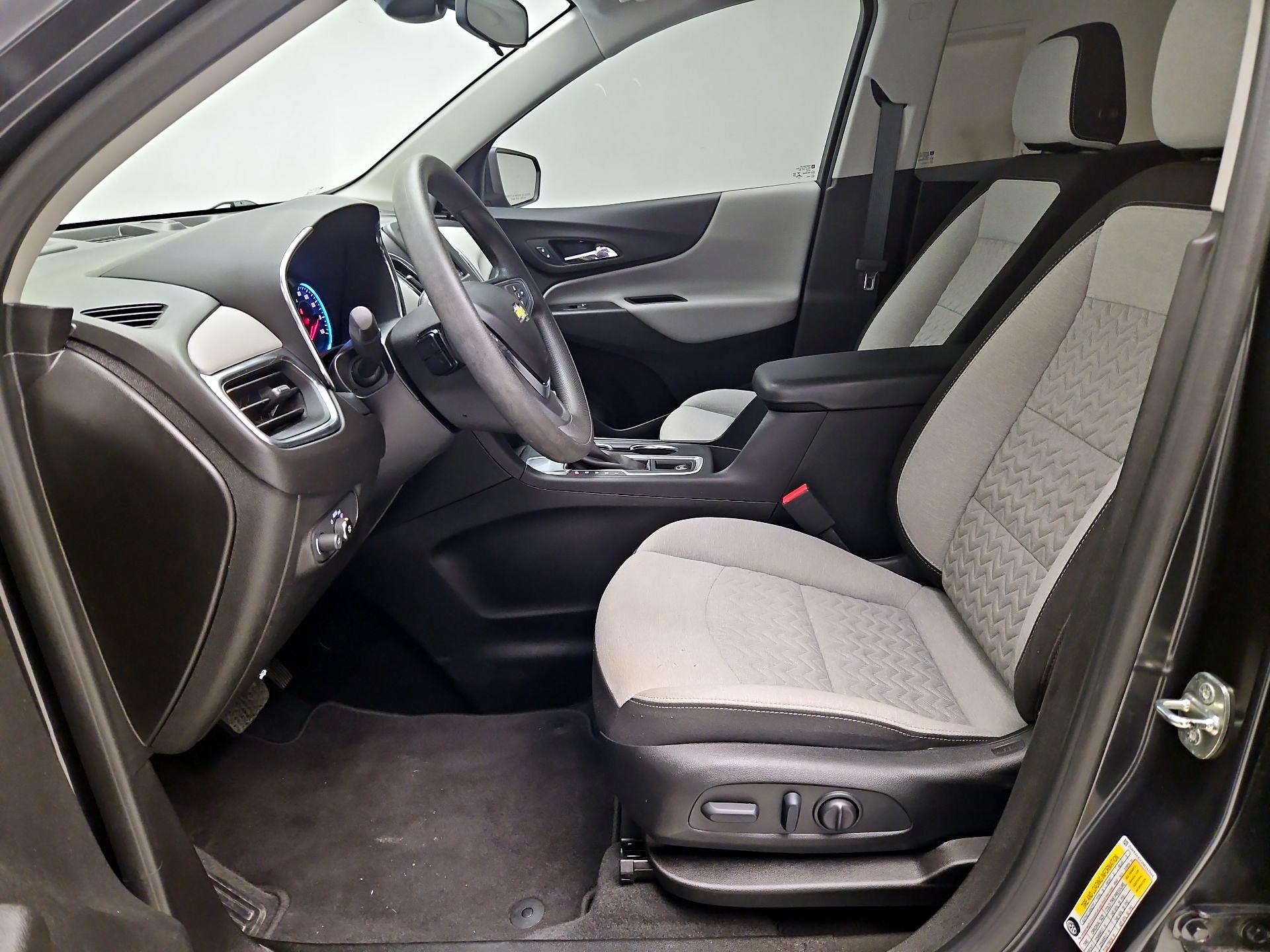 Thumbnail: 2022 Chevrolet Equinox - 11