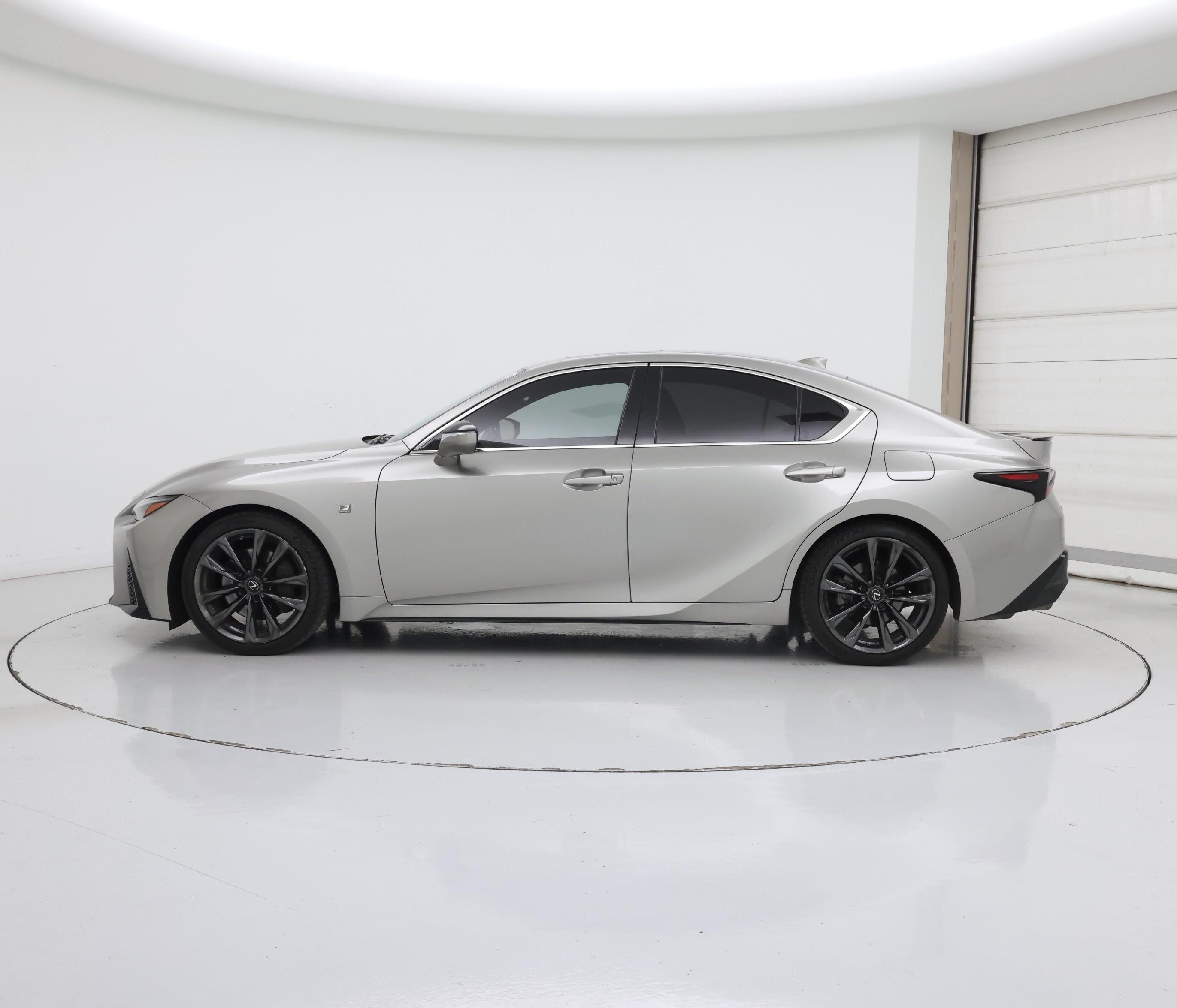Thumbnail: 2021 Lexus IS - 3