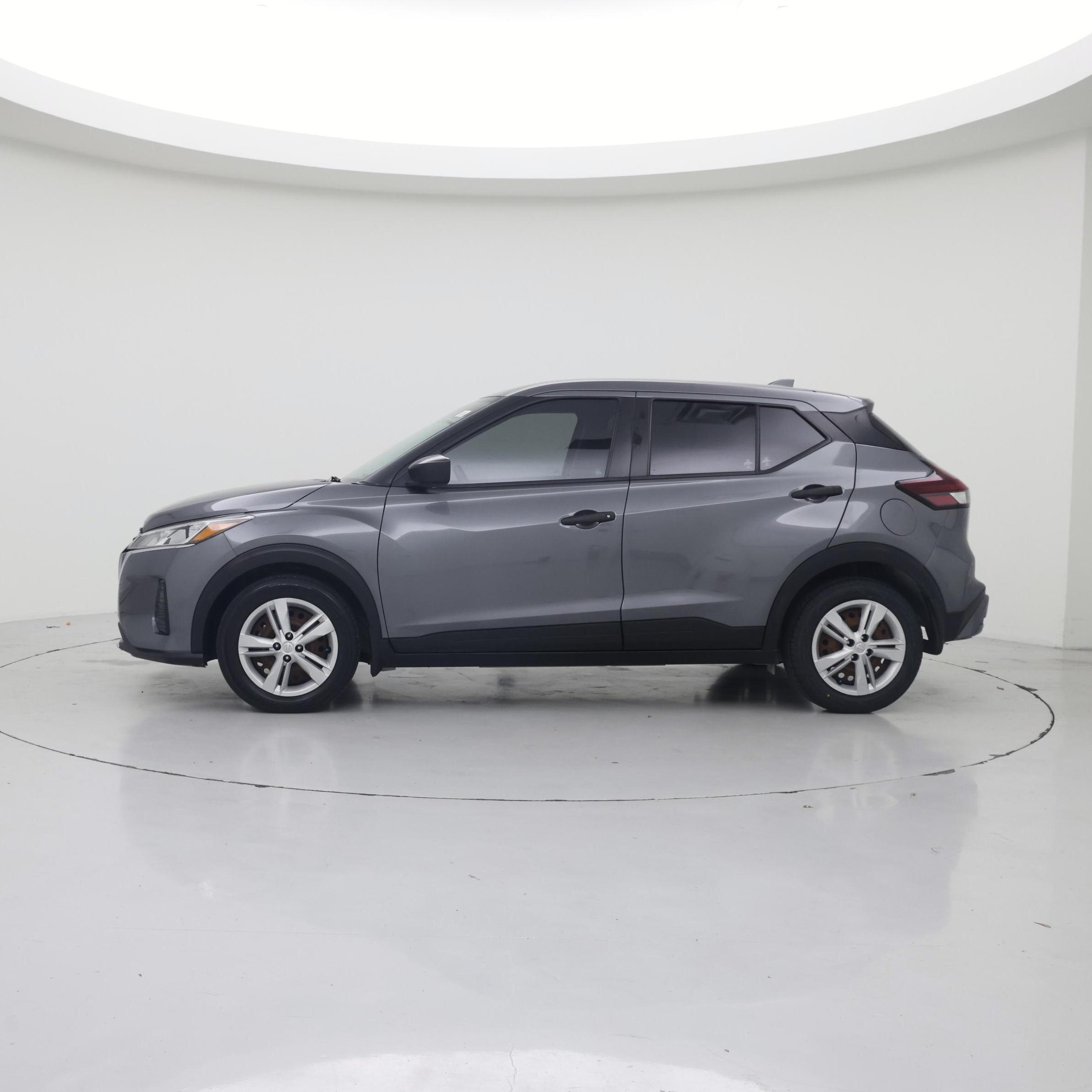 Thumbnail: 2022 Nissan Kicks - 3