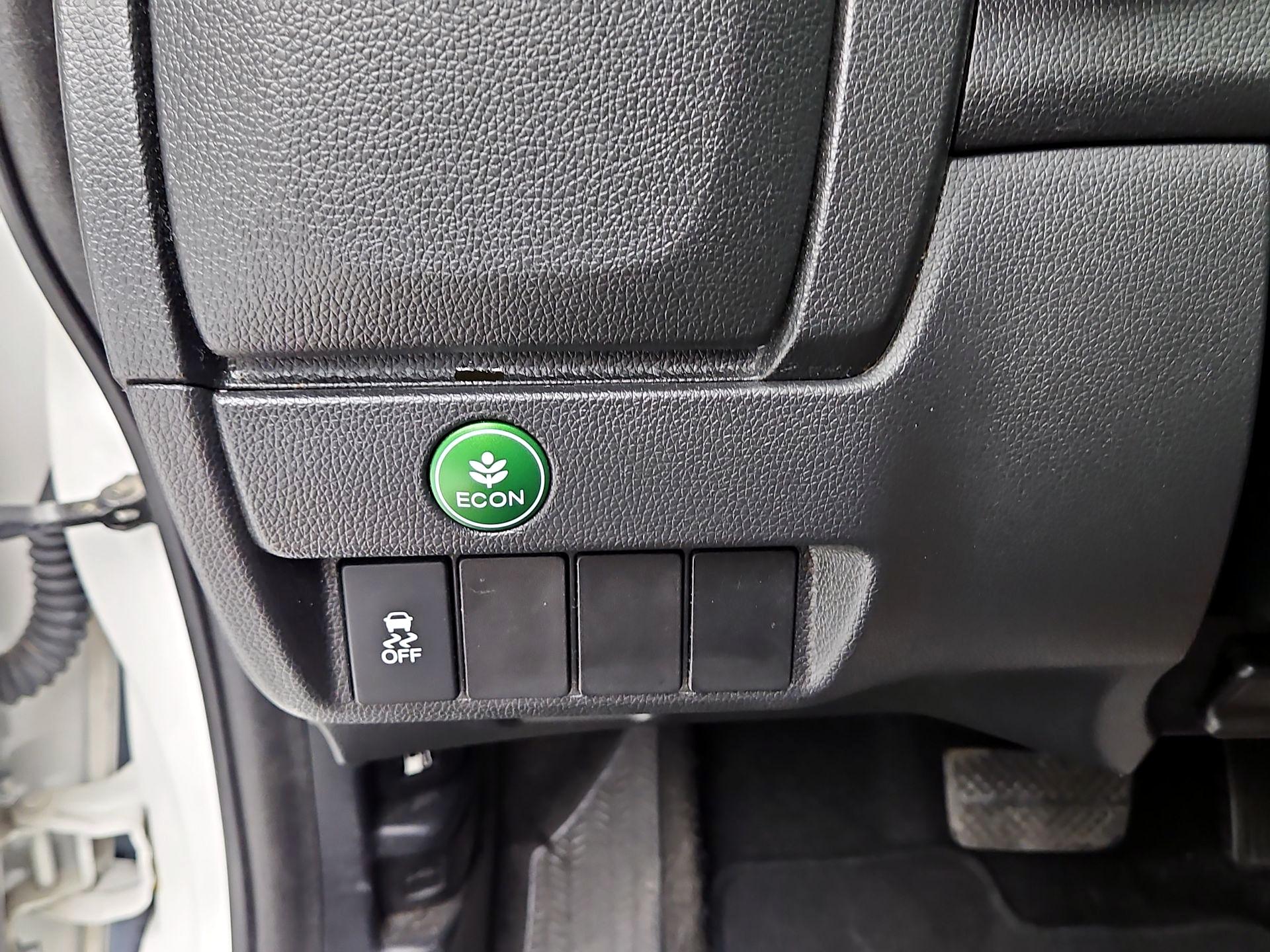 Thumbnail: 2015 Honda Fit - 13