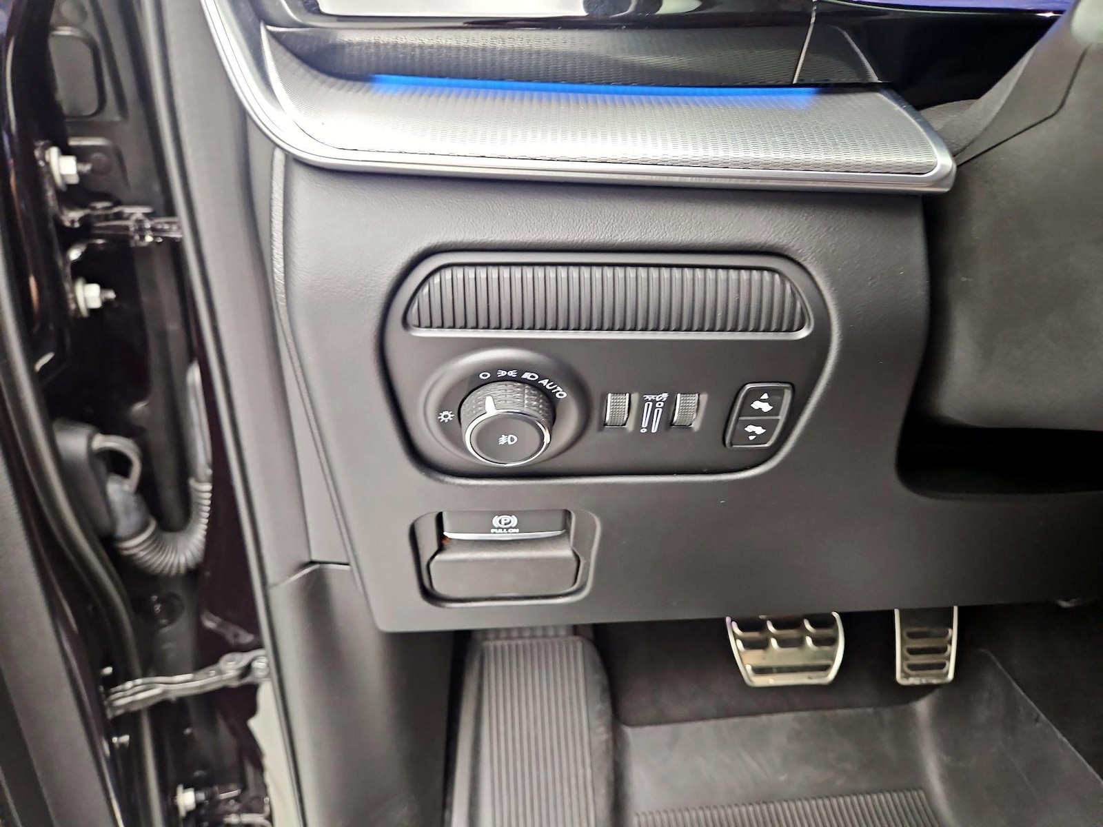 2023 Jeep Grand Wagoneer Series III - Photo 14