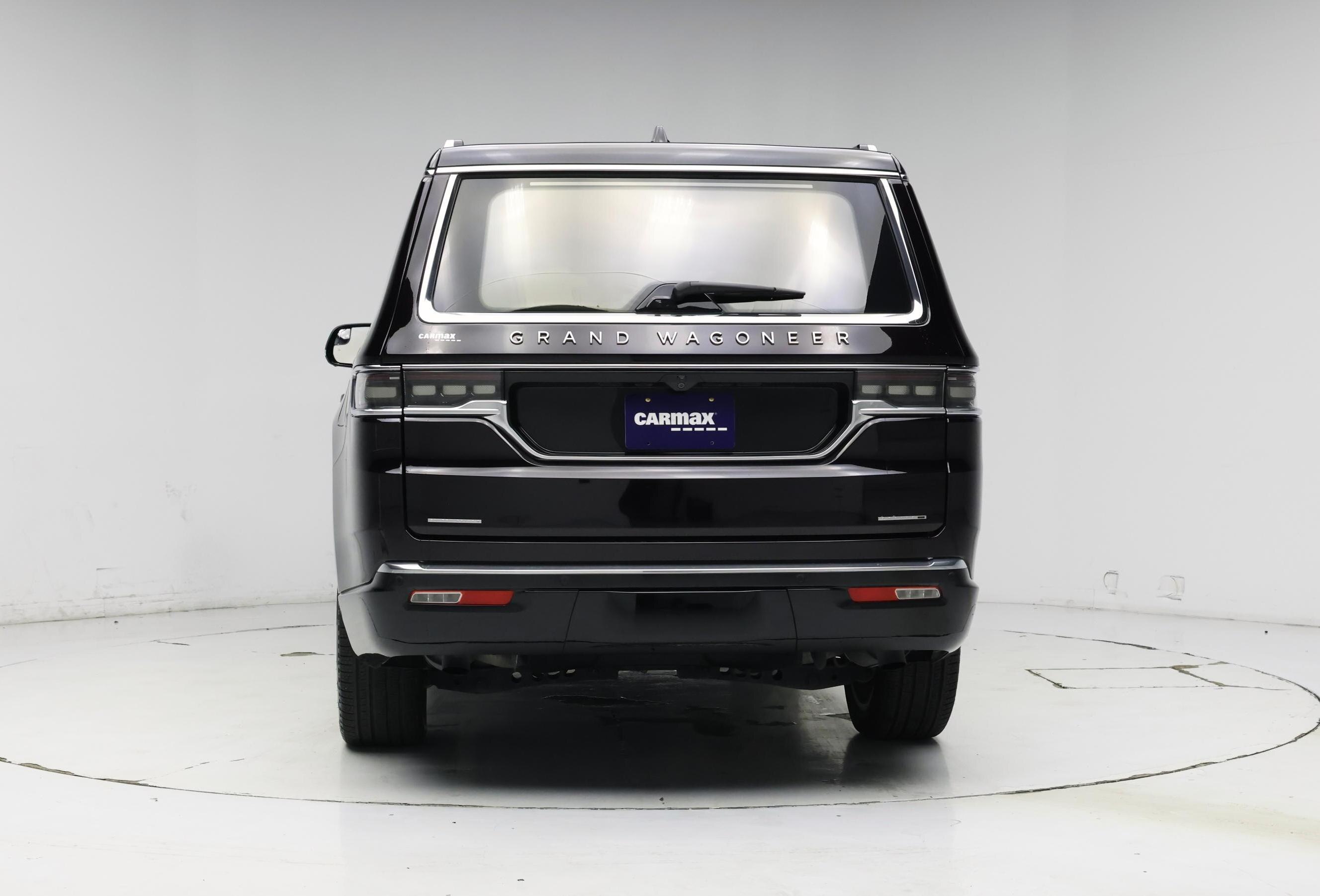 Thumbnail: 2023 Jeep Grand Wagoneer - 6