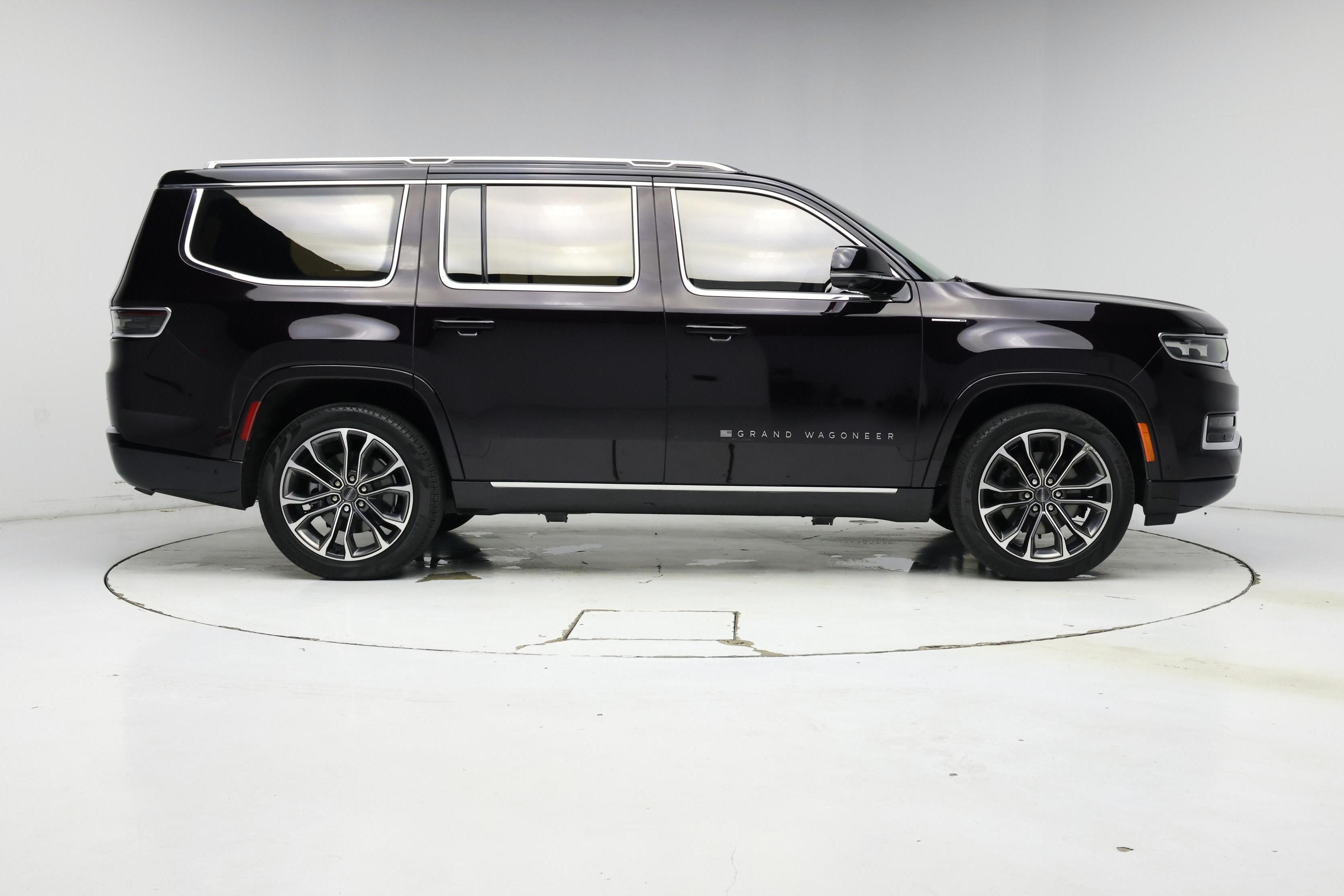 Thumbnail: 2023 Jeep Grand Wagoneer - 7