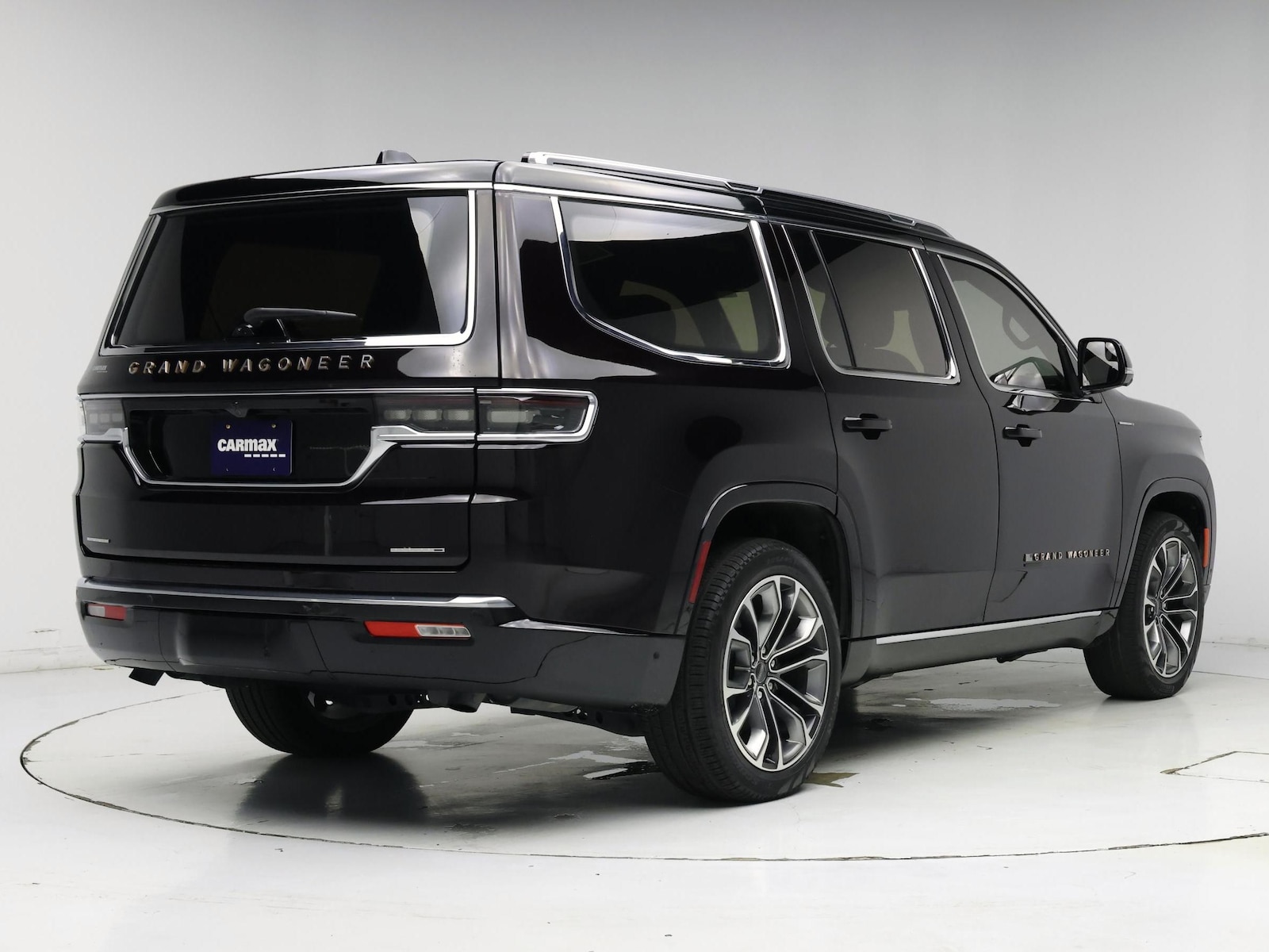 2023 Jeep Grand Wagoneer Series III - Photo 9