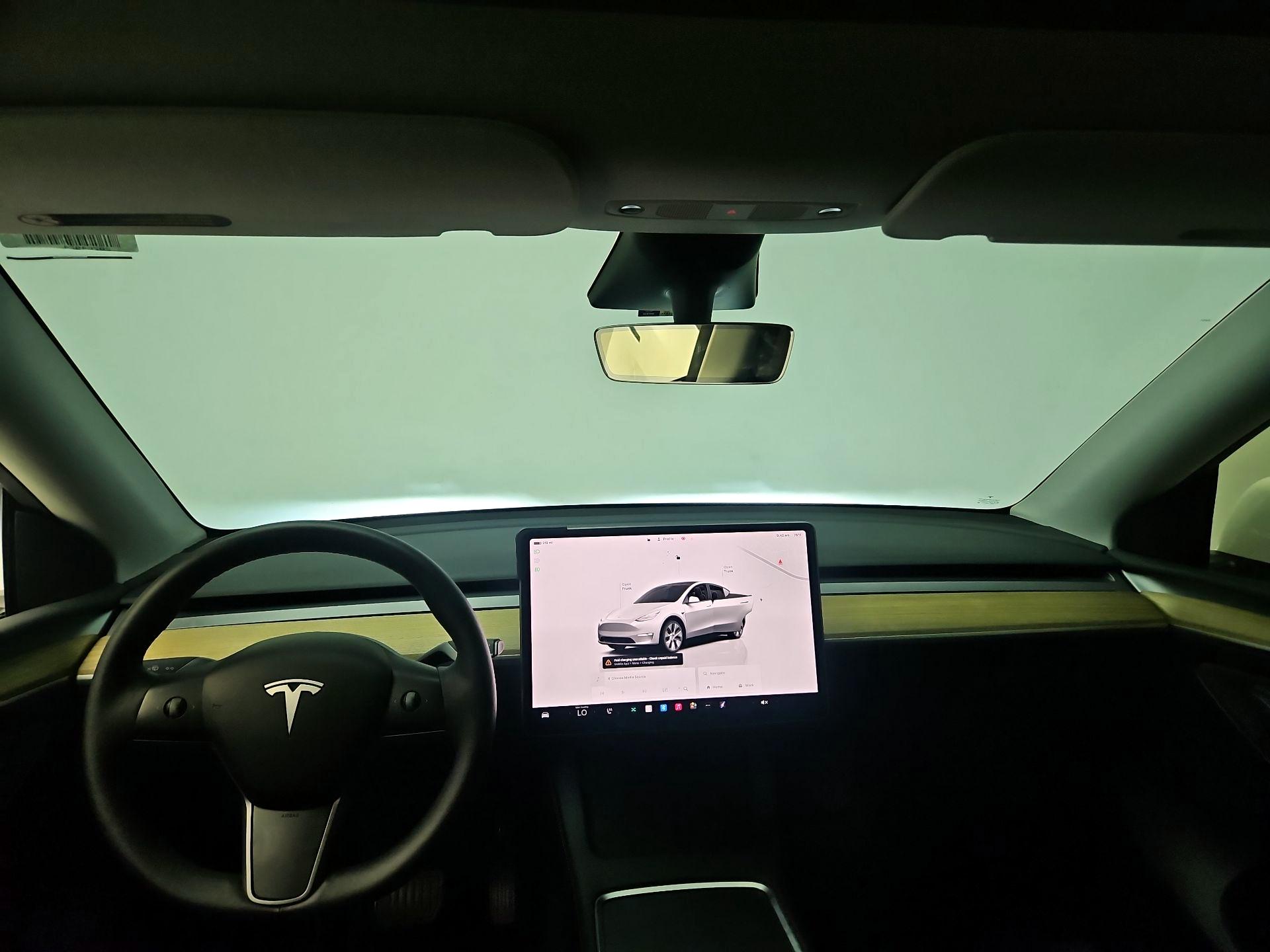 Thumbnail: 2023 Tesla Model Y - 9