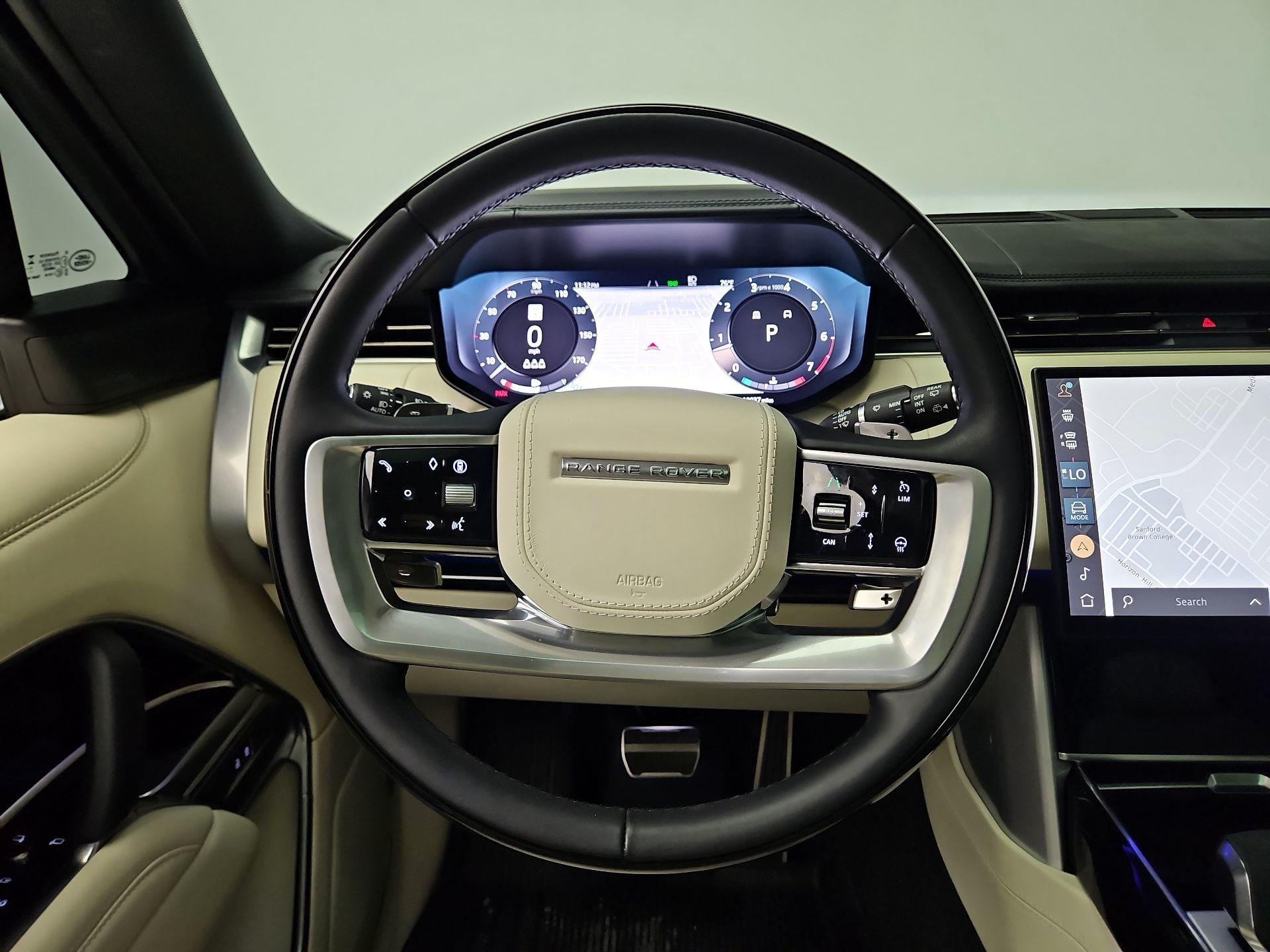 Thumbnail: 2025 Land Rover Range Rover - 10
