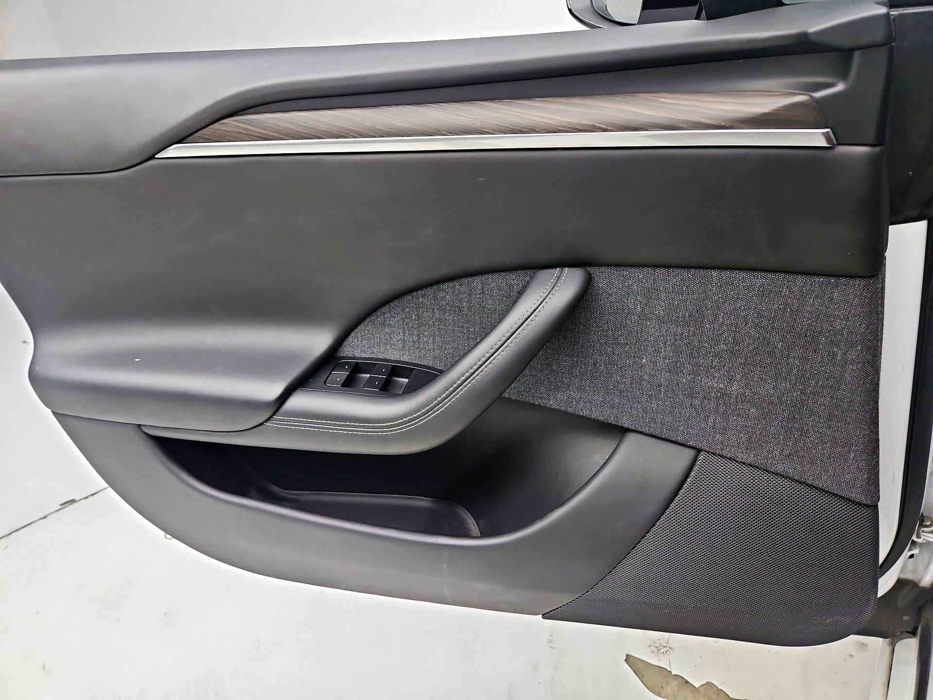 Thumbnail: 2021 Tesla Model S - 12