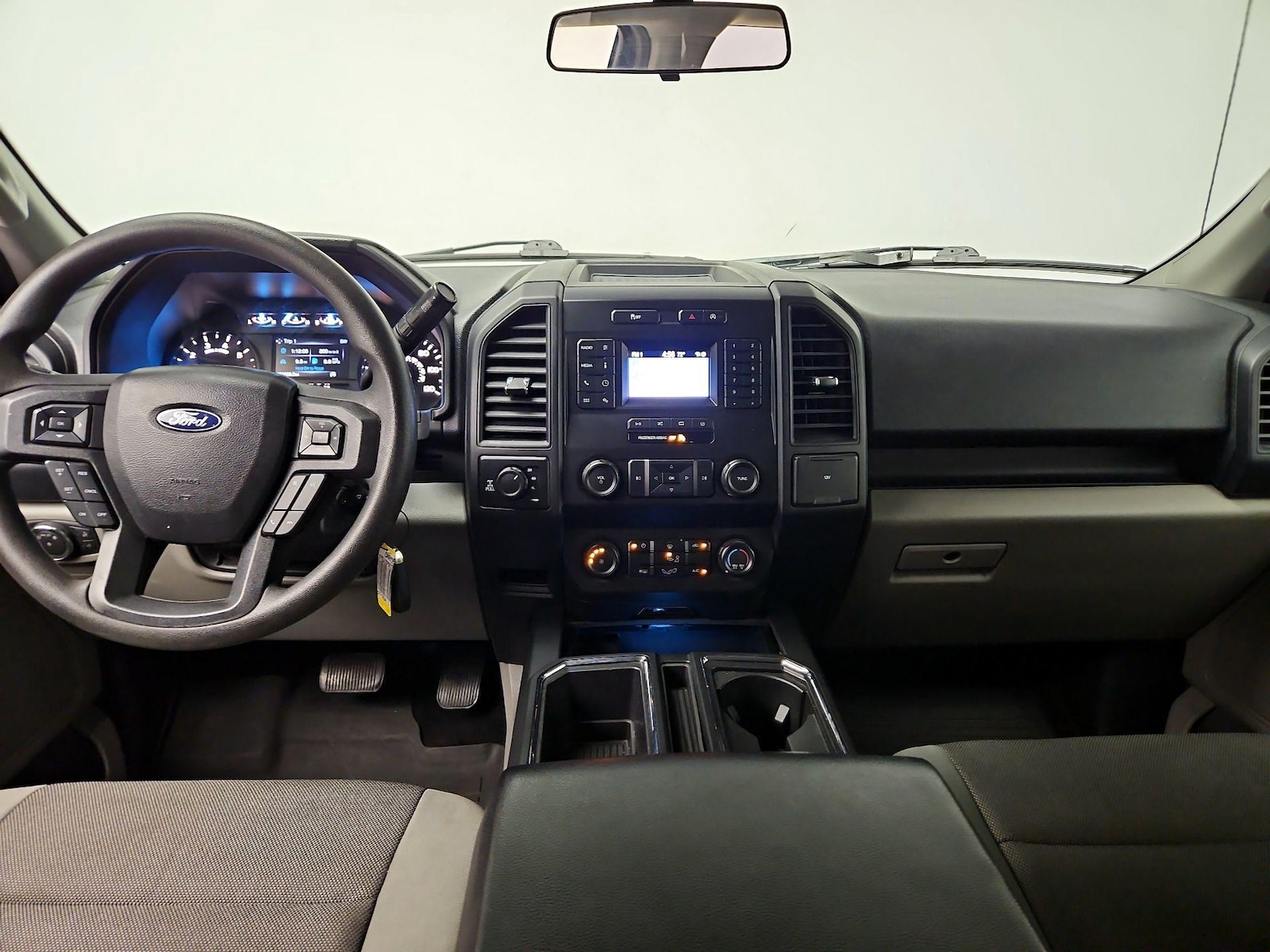 Photo 10
