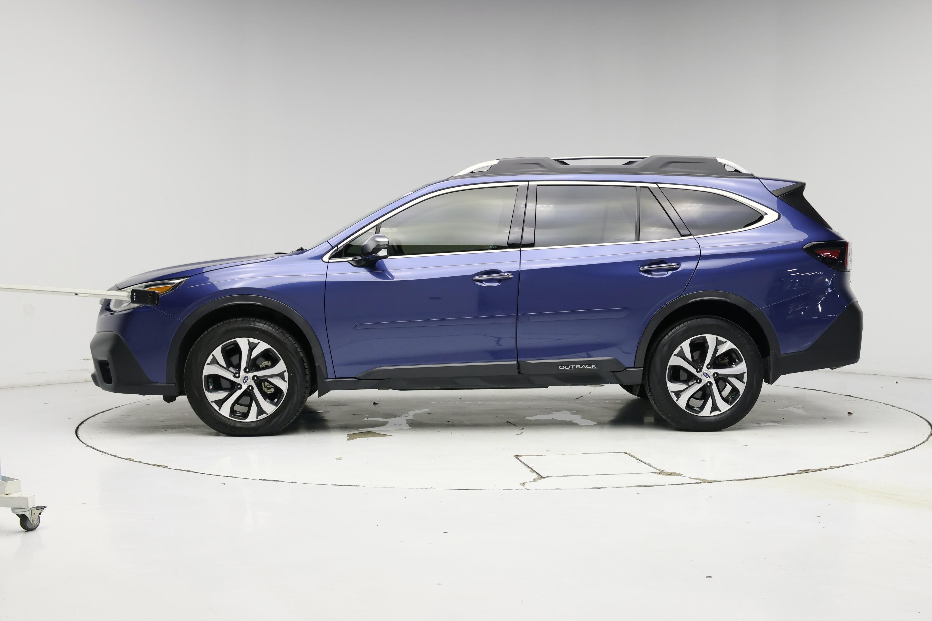 Thumbnail: 2020 Subaru Outback - 3