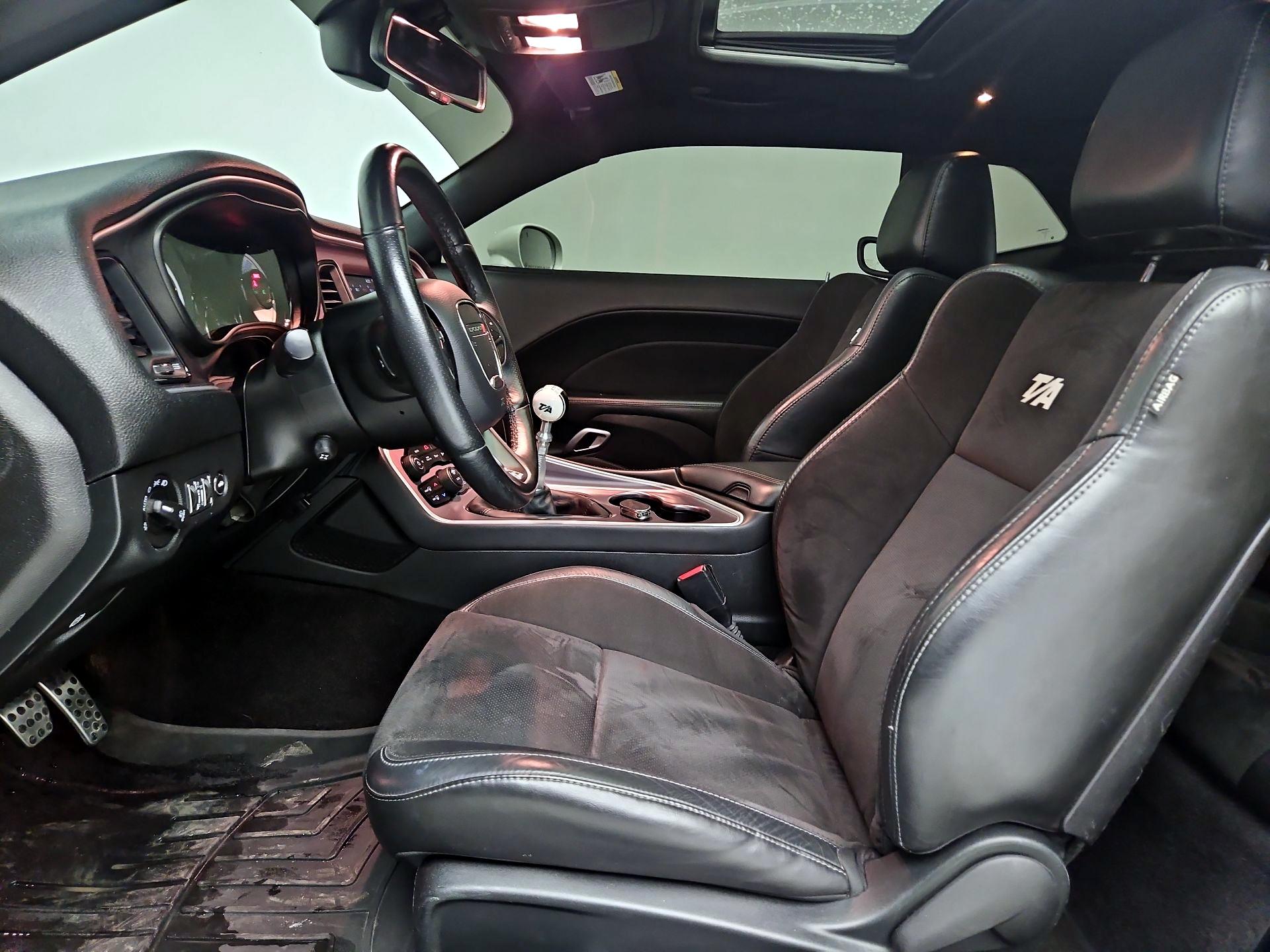 Thumbnail: 2019 Dodge Challenger - 11