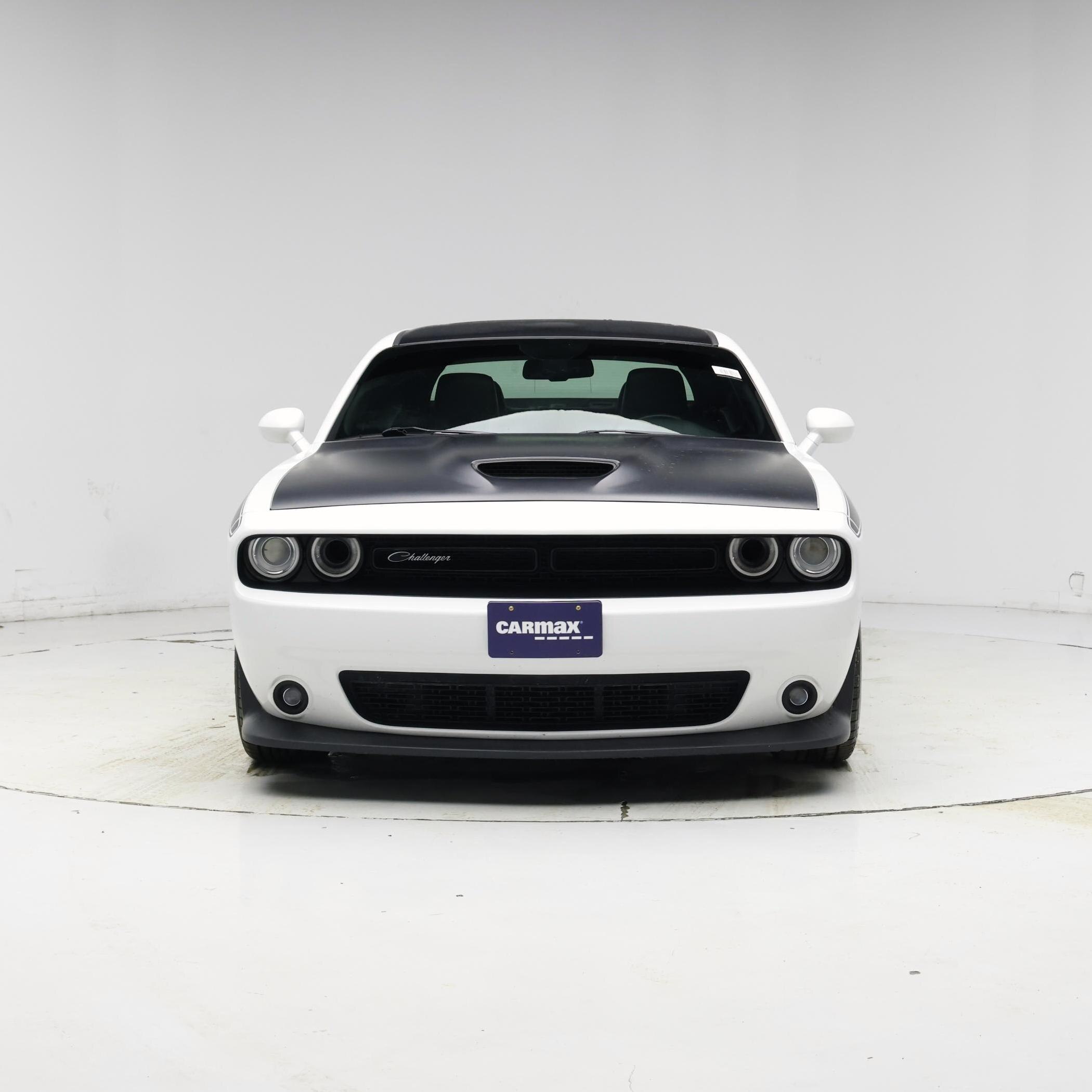 Thumbnail: 2019 Dodge Challenger - 5