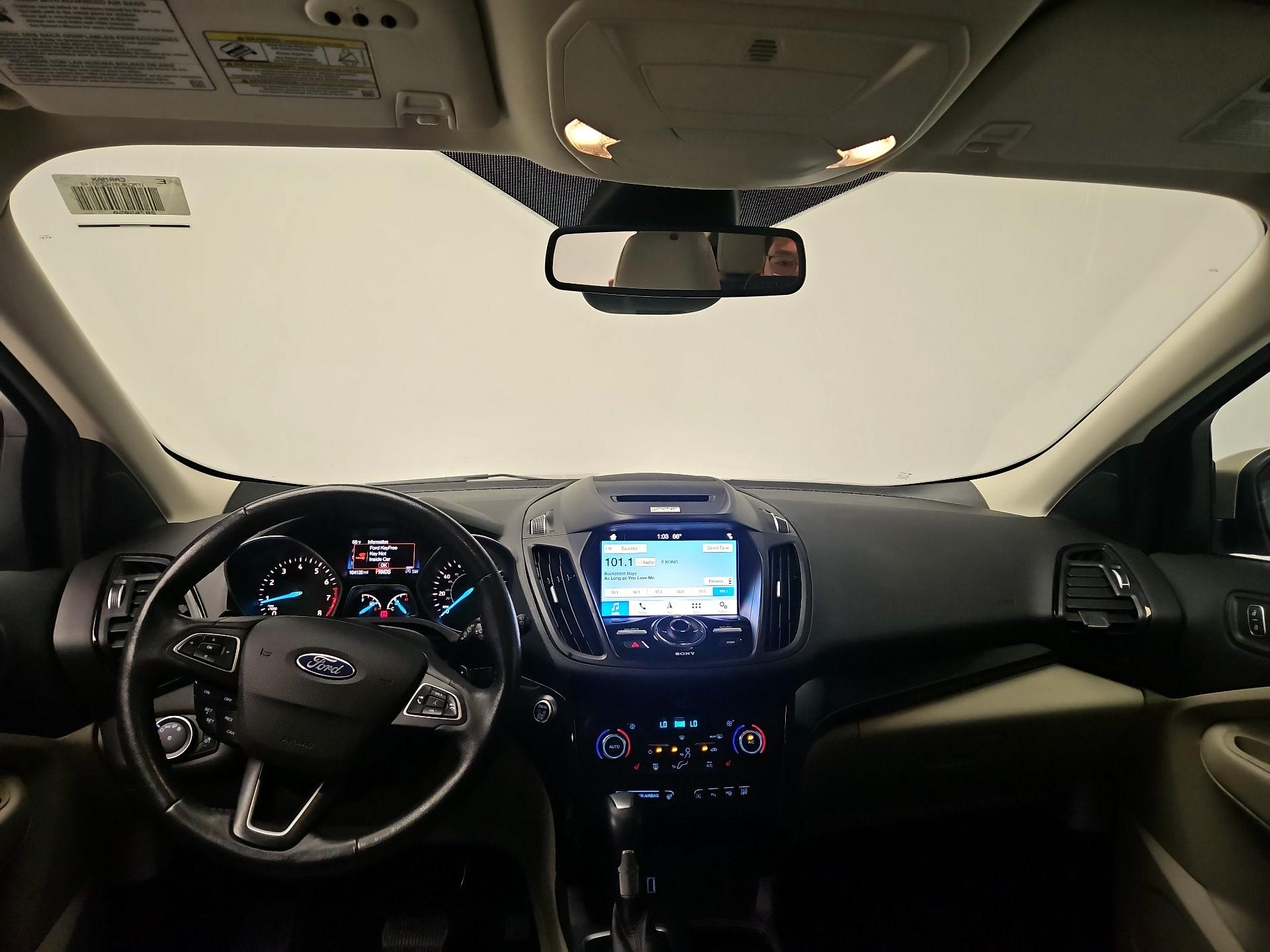 Thumbnail: 2017 Ford Escape - 9