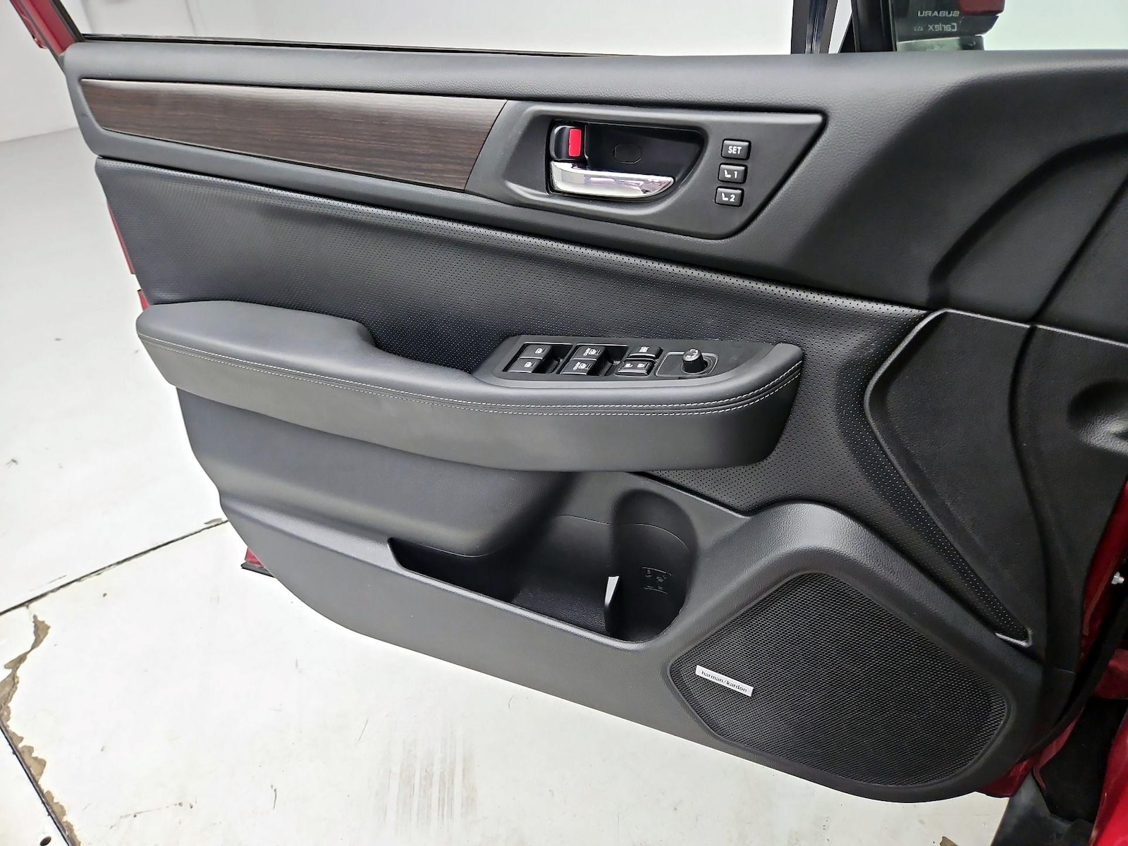 2015 Subaru Outback Limited - Photo 13