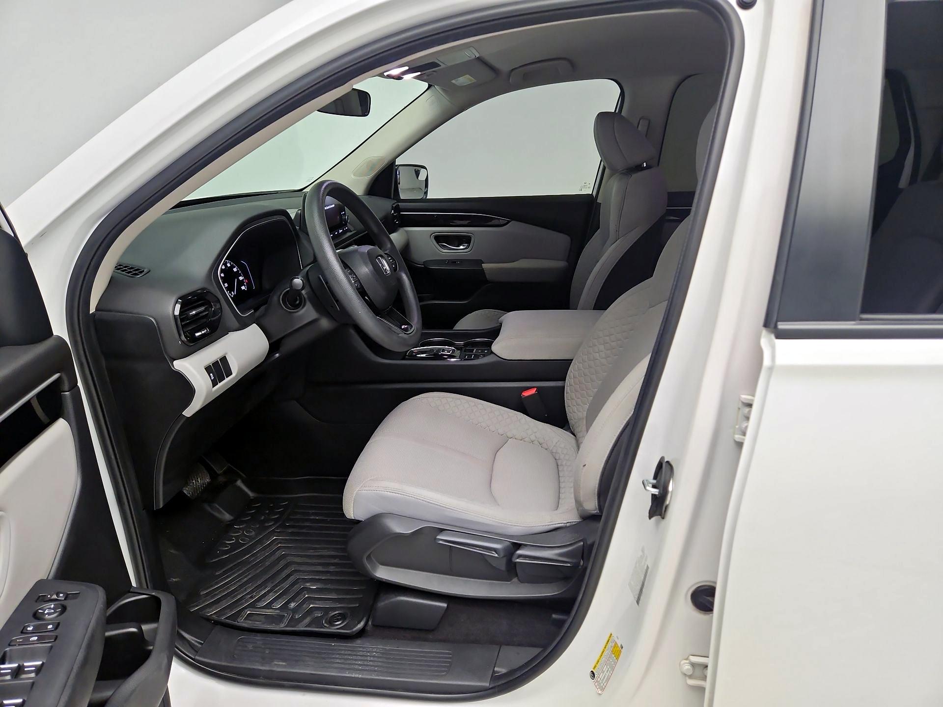 Thumbnail: 2024 Honda Pilot - 11