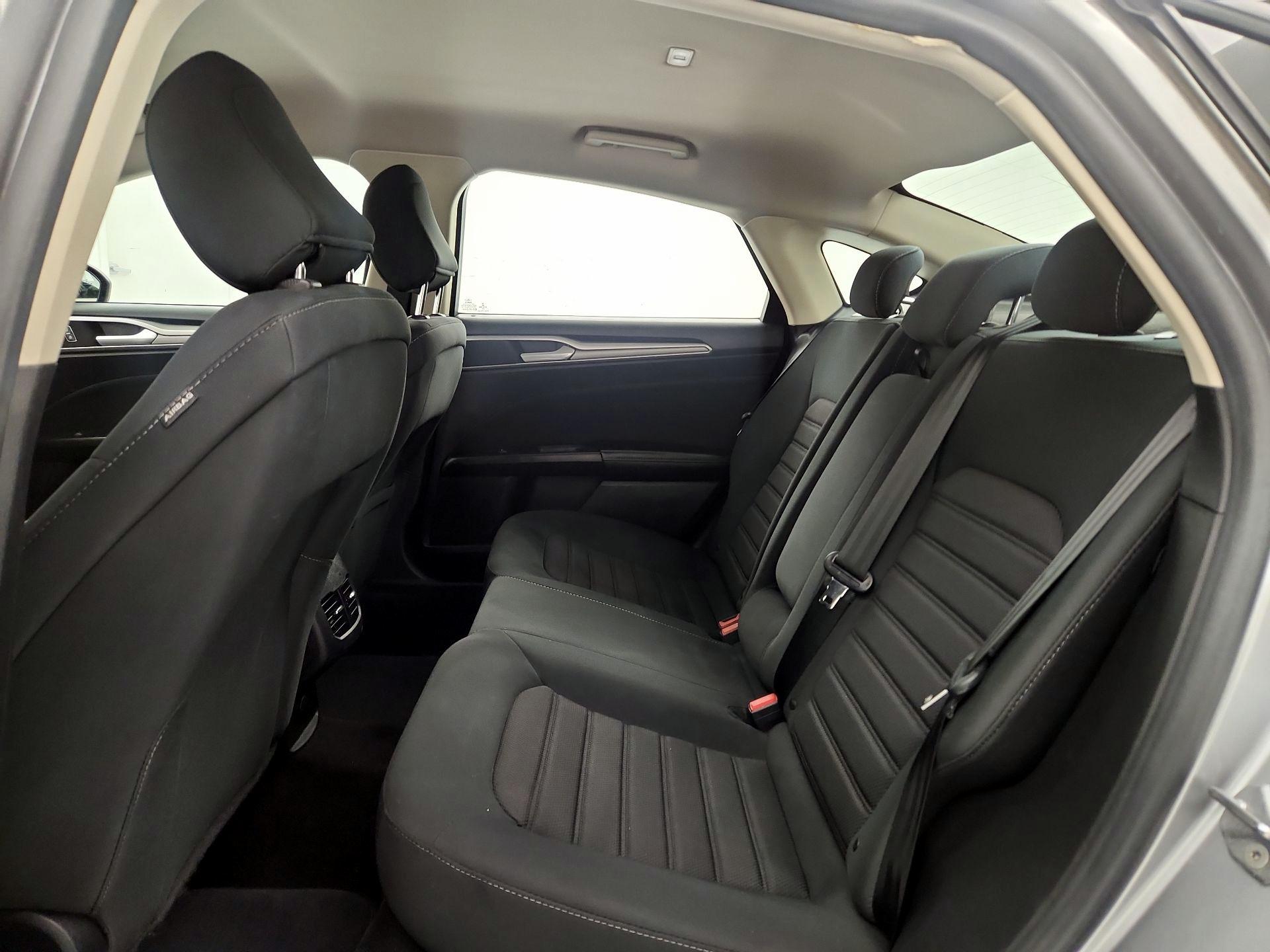 Thumbnail: 2020 Ford Fusion - 20