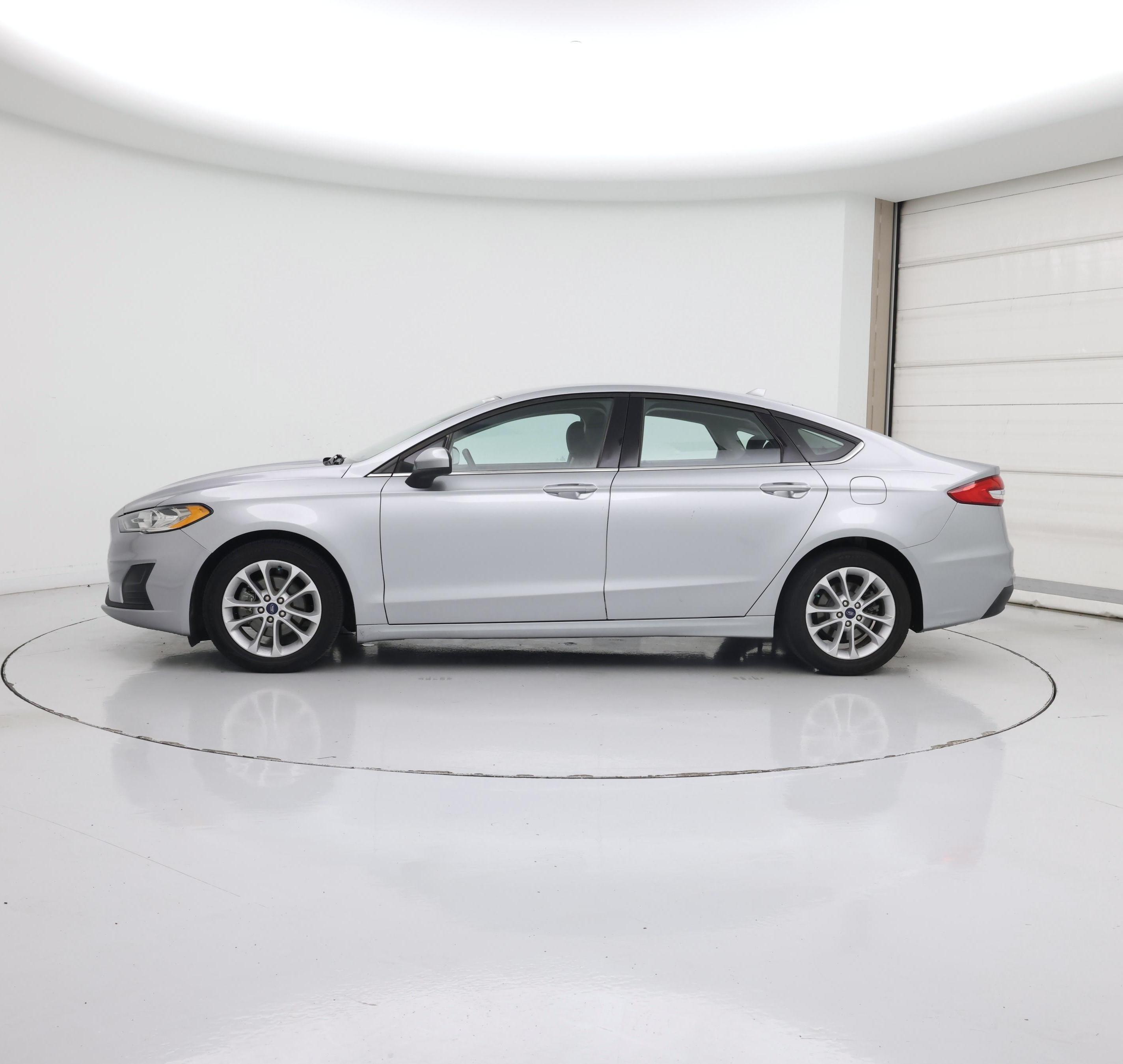 Thumbnail: 2020 Ford Fusion - 3