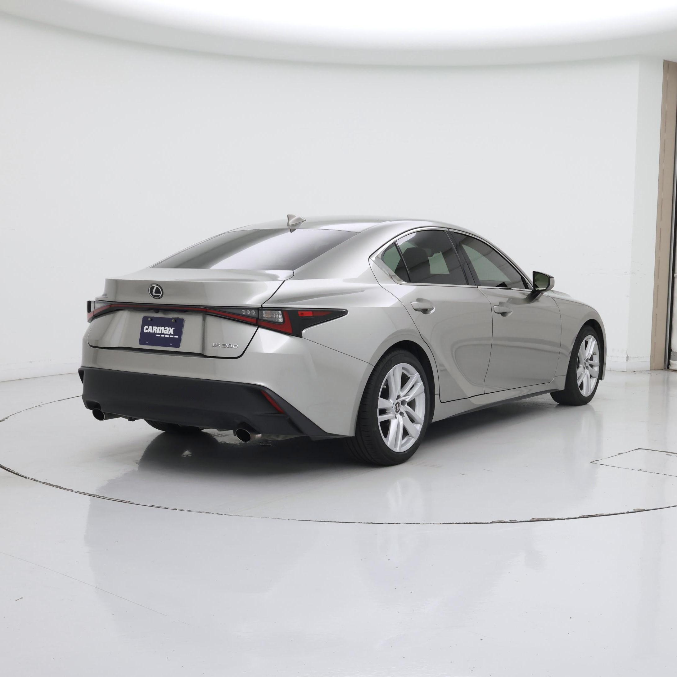 Thumbnail: 2021 Lexus IS - 8