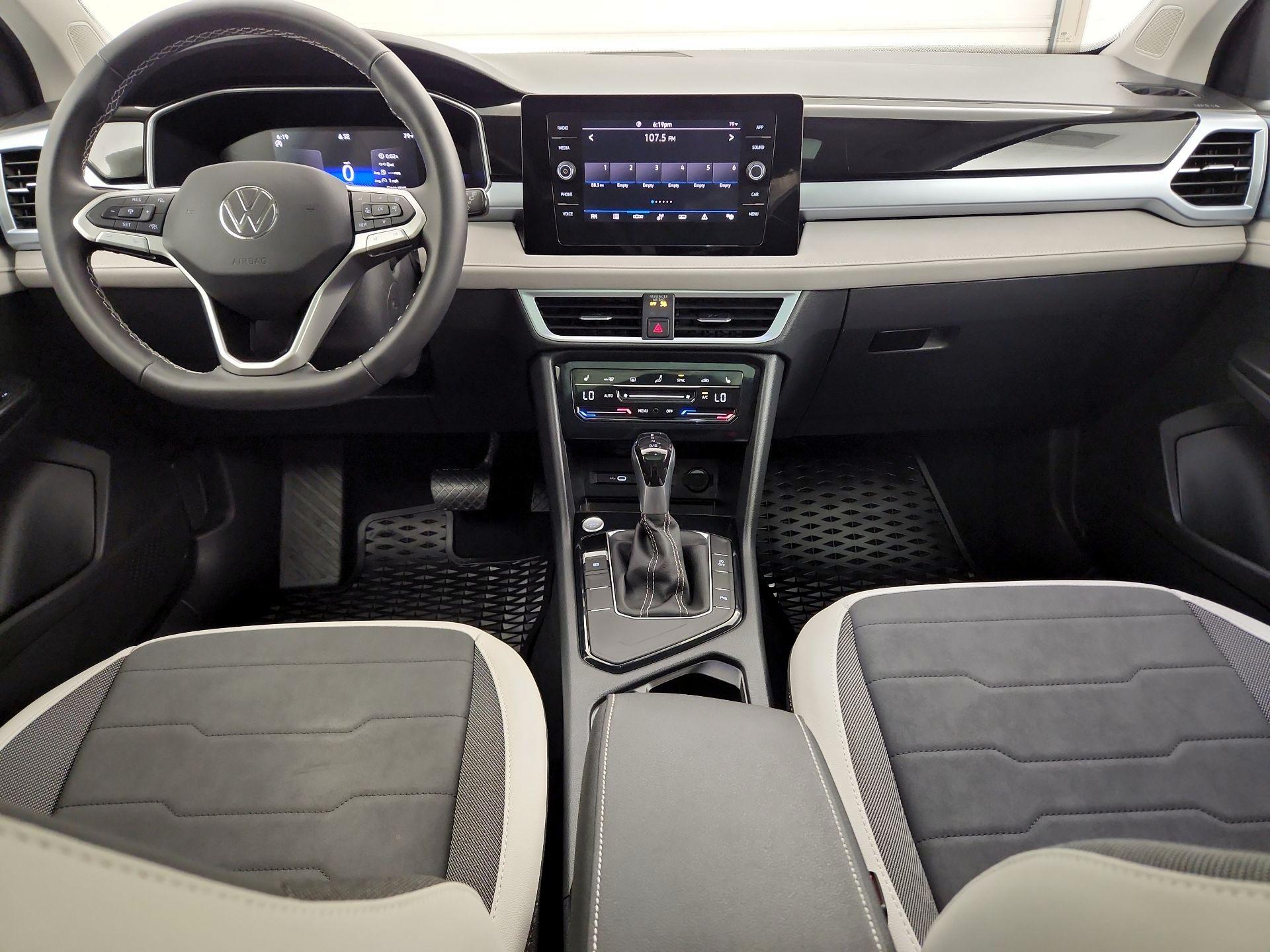 Thumbnail: 2025 Volkswagen Taos - 9