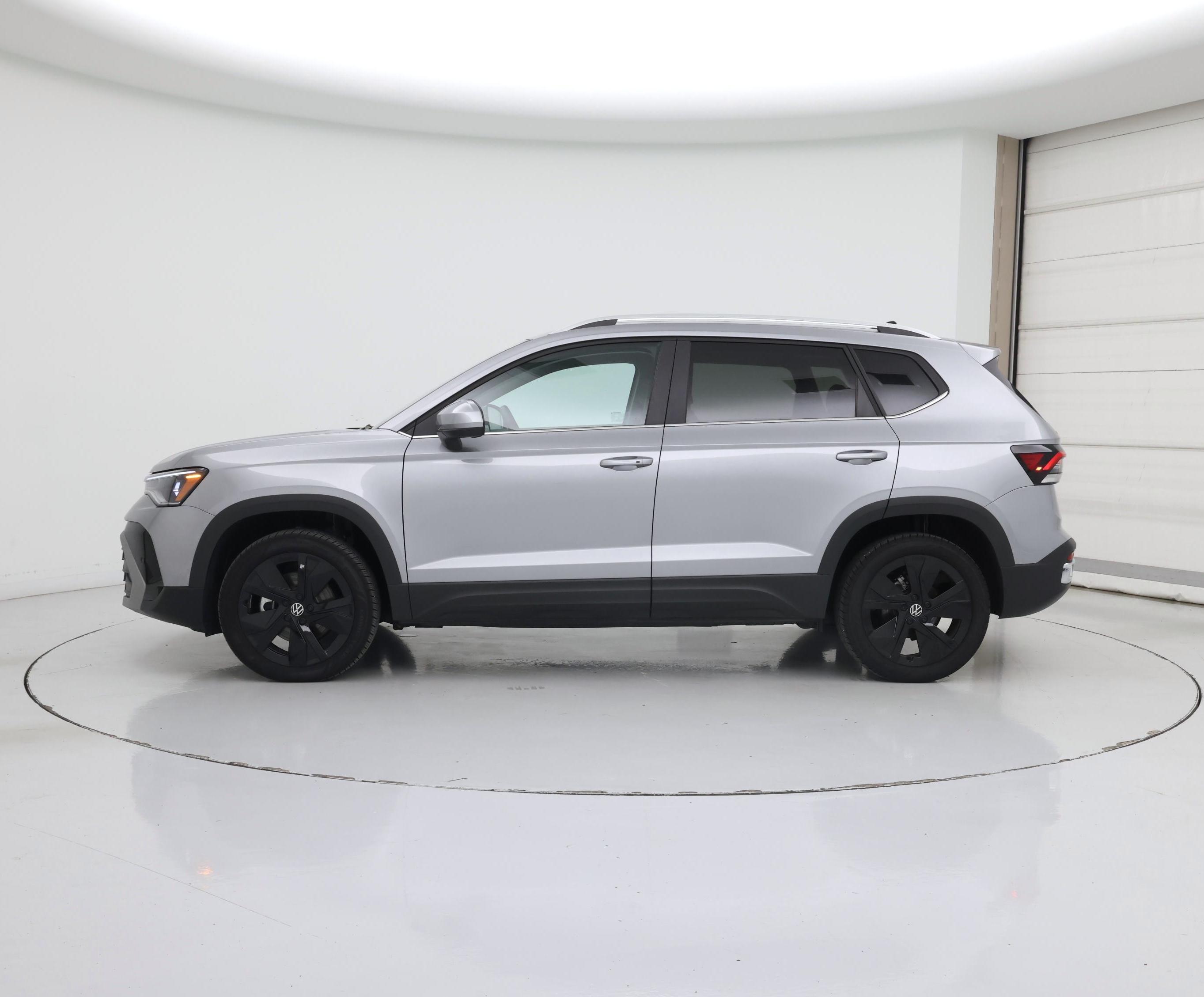 Thumbnail: 2025 Volkswagen Taos - 3