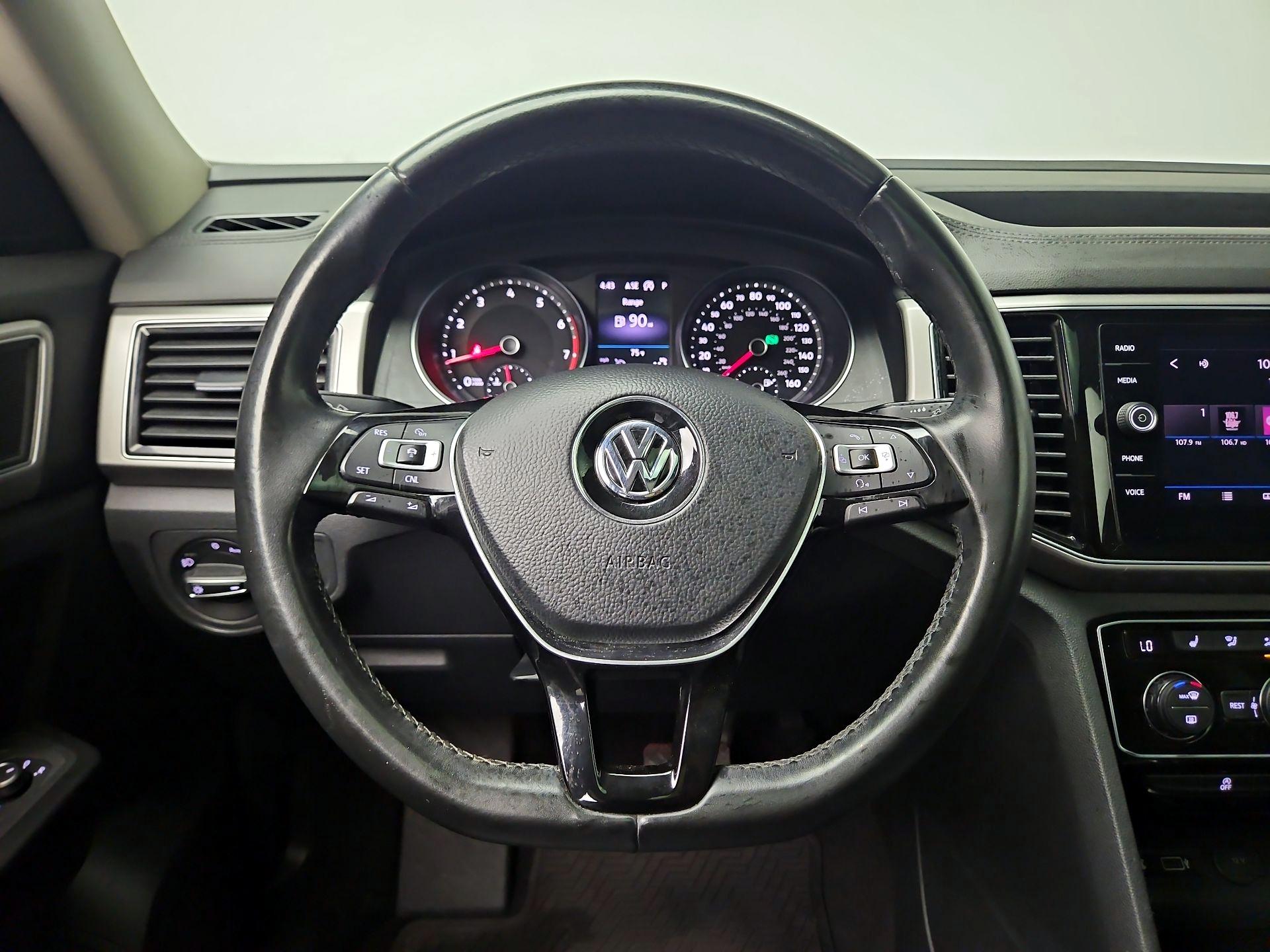 Thumbnail: 2018 Volkswagen Atlas - 10