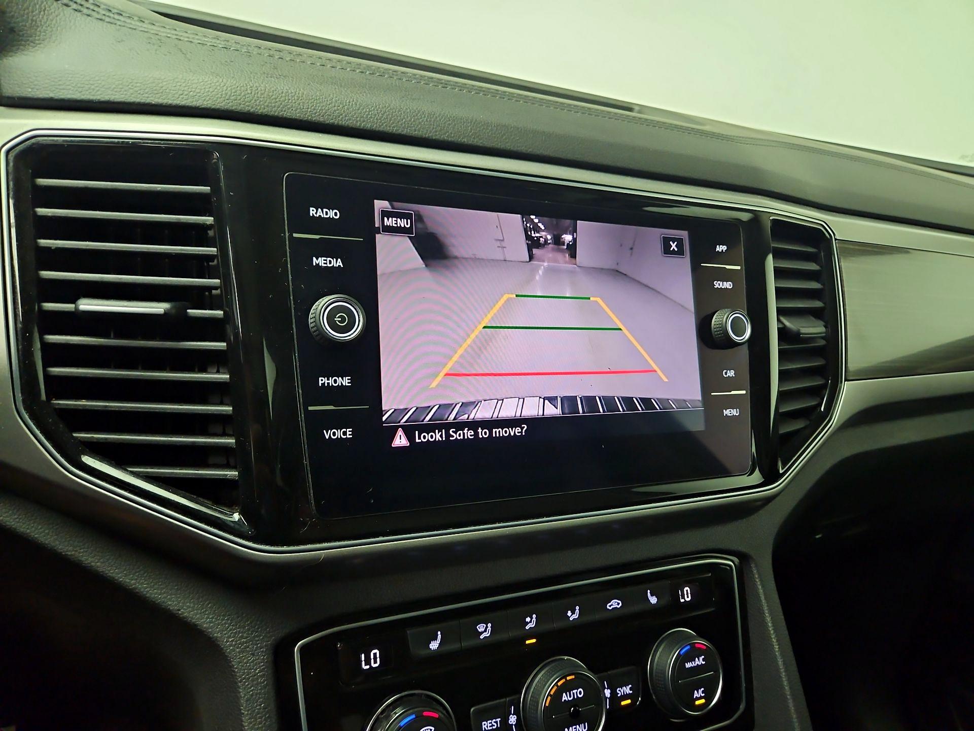 Thumbnail: 2018 Volkswagen Atlas - 14