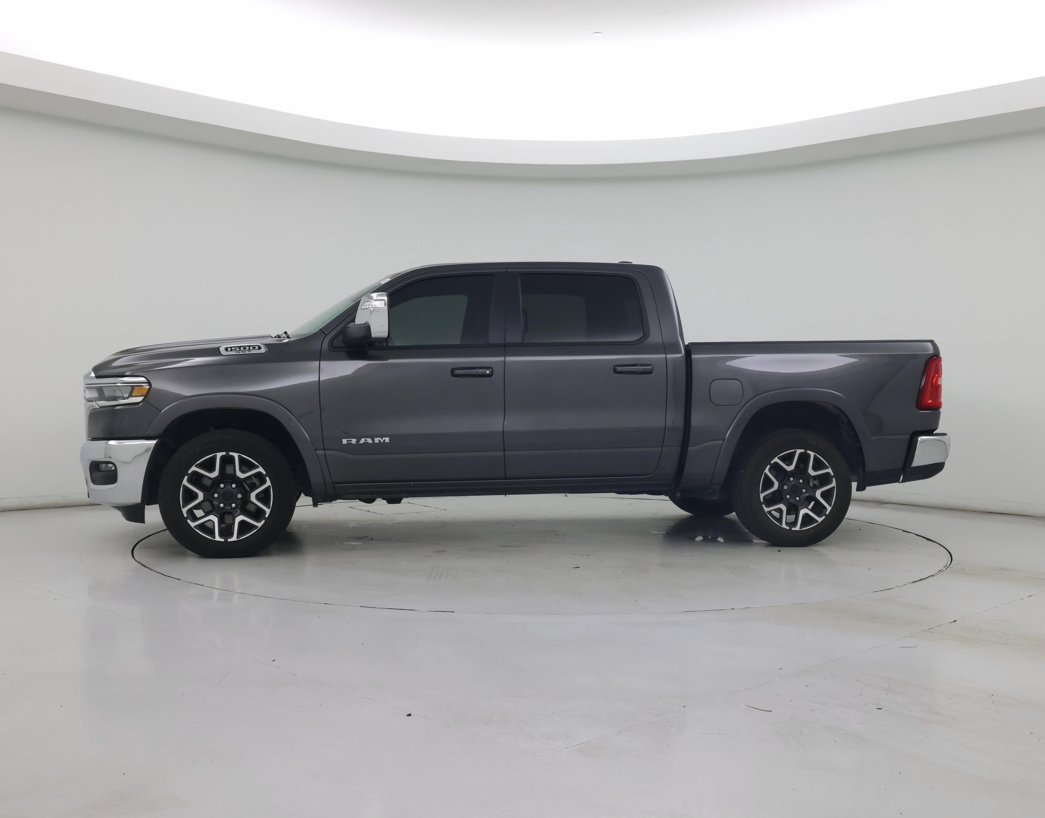 Thumbnail: 2025 RAM 1500 - 3