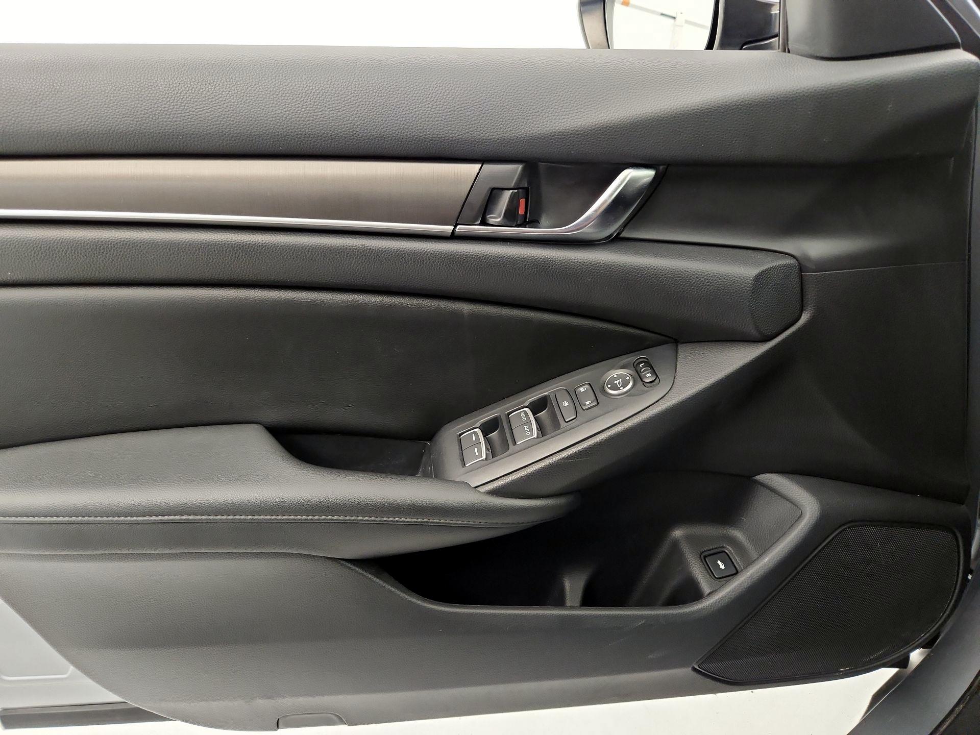 Thumbnail: 2020 Honda Accord - 12