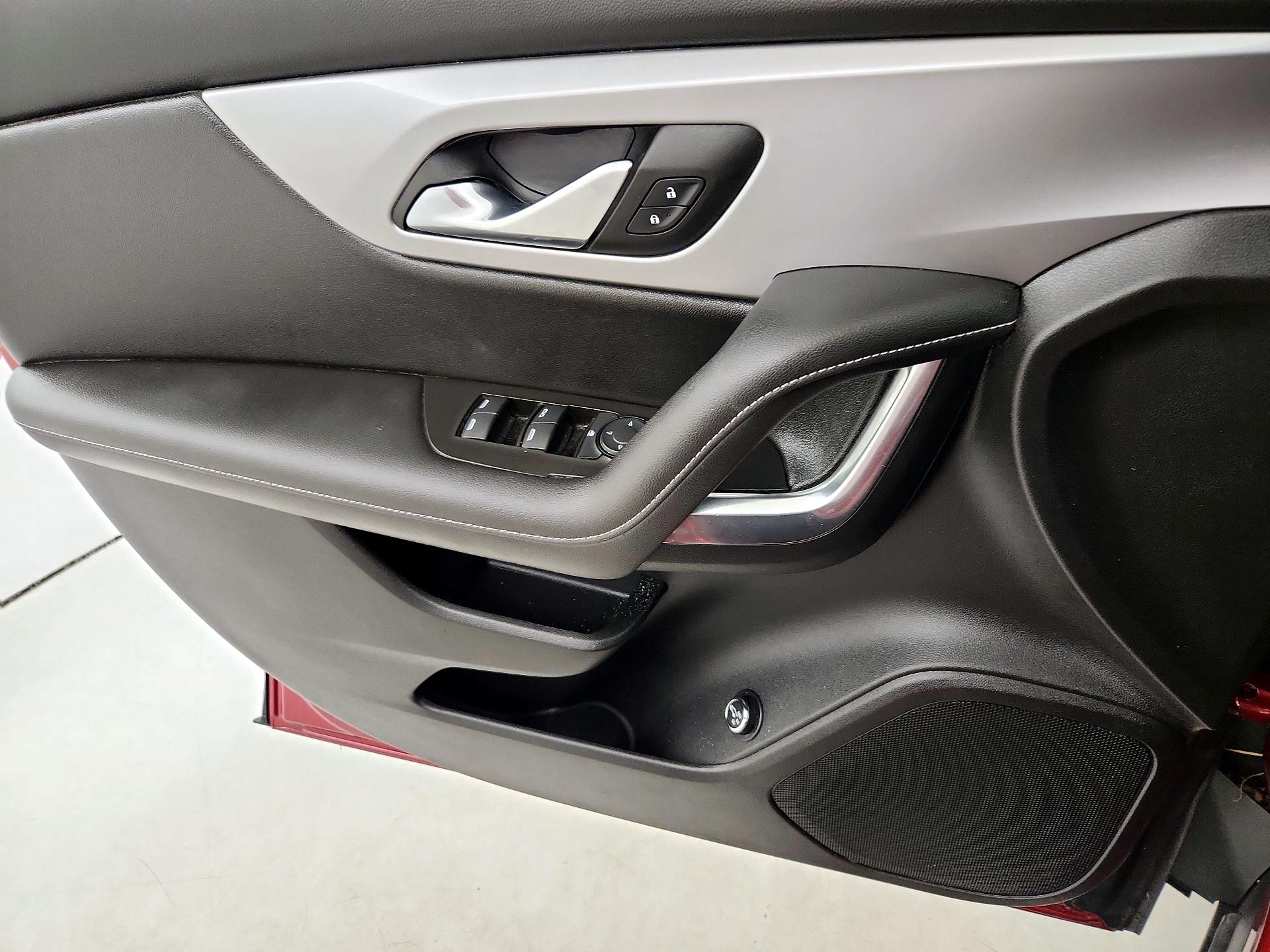Thumbnail: 2023 Chevrolet Blazer - 12