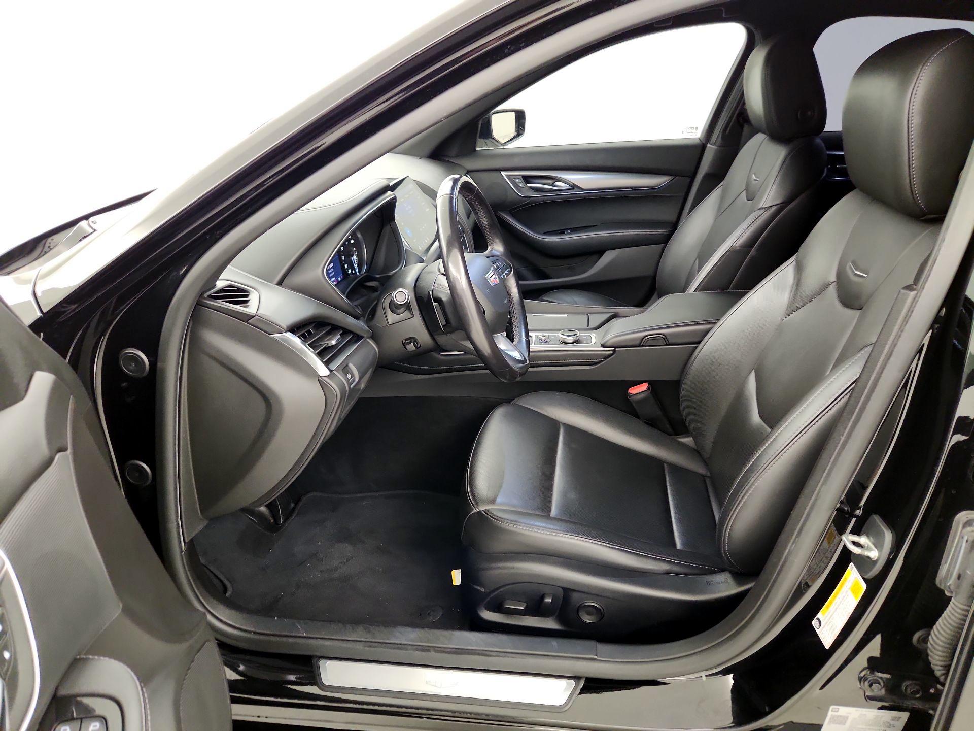 Thumbnail: 2023 Cadillac CT5 - 11